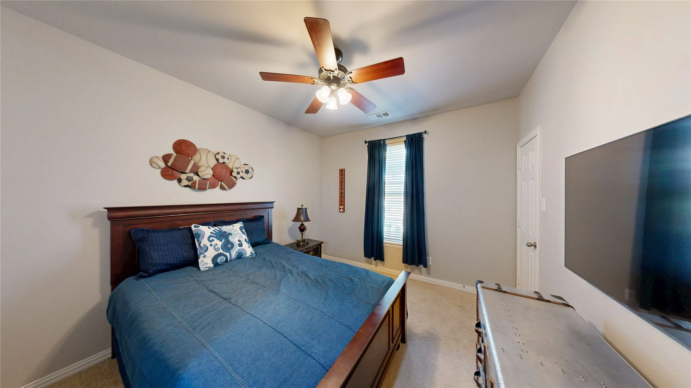 Bedroom 2 on 1st floor