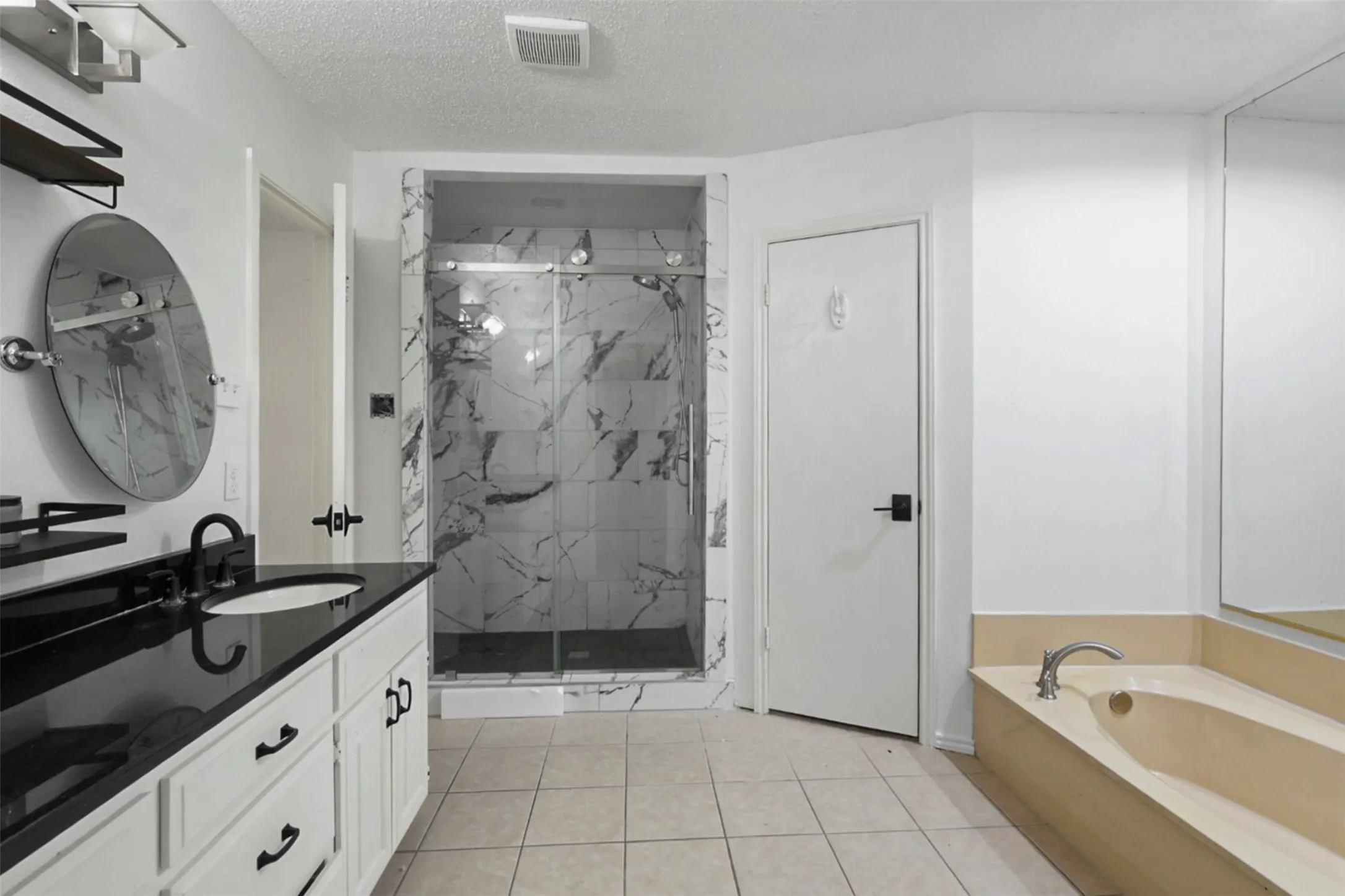 Single Family Residence For Rent in Dallas County , 3924 Morman Lane, Addison, Texas 75001, 3 Bedroom, 2 Bathroom, 2 Garage spaces, 1,809 Sqft, built in 1983, mls#21378579, Real Estate Agent in Addison, Homes For Rent in Dallas county, Homes For Rent in Addison, Realtor in Addison Texas, Real Estate Brokerage Independent Realty Texas, Luminita Cordes Realtor