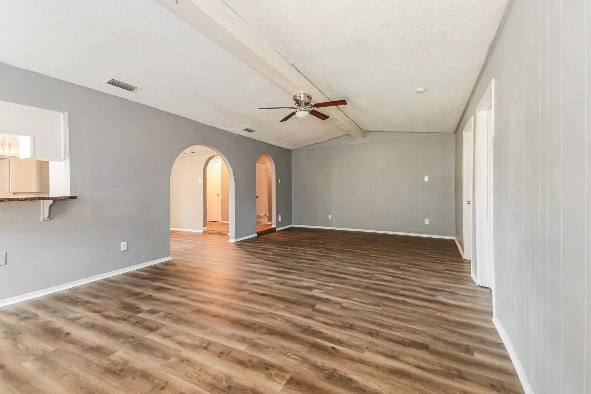 Single Family Residence For Rent in Dallas County , 2026 Aspen Lane, Garland, Texas 75044, 2 Bedroom, 2 Bathroom, 2 Garage spaces, 1,846 Sqft, built in 1972, mls#21378587, Real Estate Agent in Garland, Homes For Rent in Dallas county, Homes For Rent in Garland, Realtor in Garland Texas, Real Estate Brokerage Independent Realty Texas, Luminita Cordes Realtor
