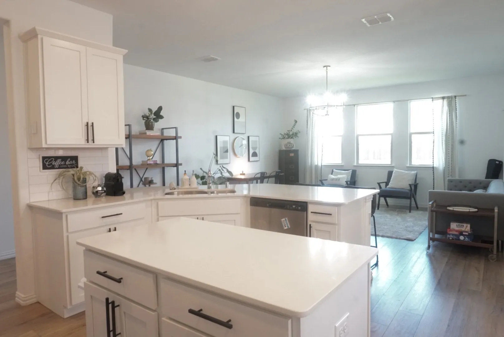 Single Family Residence For Rent in Collin County , 8201 Green Heron Drive, Mc Kinney, Texas 75071, 4 Bedroom, 2 Bathroom, 2 Garage spaces, 2,010 Sqft, built in 2022, mls#21378596, Real Estate Agent in Mc Kinney, Homes For Rent in Collin county, Homes For Rent in Mc Kinney, Realtor in Mc Kinney Texas, Real Estate Brokerage Independent Realty Texas, Luminita Cordes Realtor