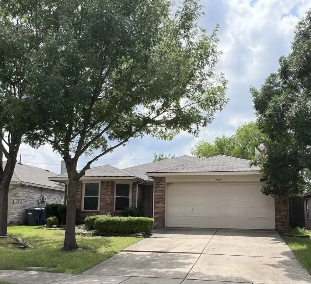 Single Family Residence For Rent in Collin County , 2909 Windhaven Drive, Mc Kinney, Texas 75071, 3 Bedroom, 2 Bathroom, 2 Garage spaces, 1,595 Sqft, built in 2003, mls#21378600, Real Estate Agent in Mc Kinney, Homes For Rent in Collin county, Homes For Rent in Mc Kinney, Realtor in Mc Kinney Texas, Real Estate Brokerage Independent Realty Texas, Luminita Cordes Realtor