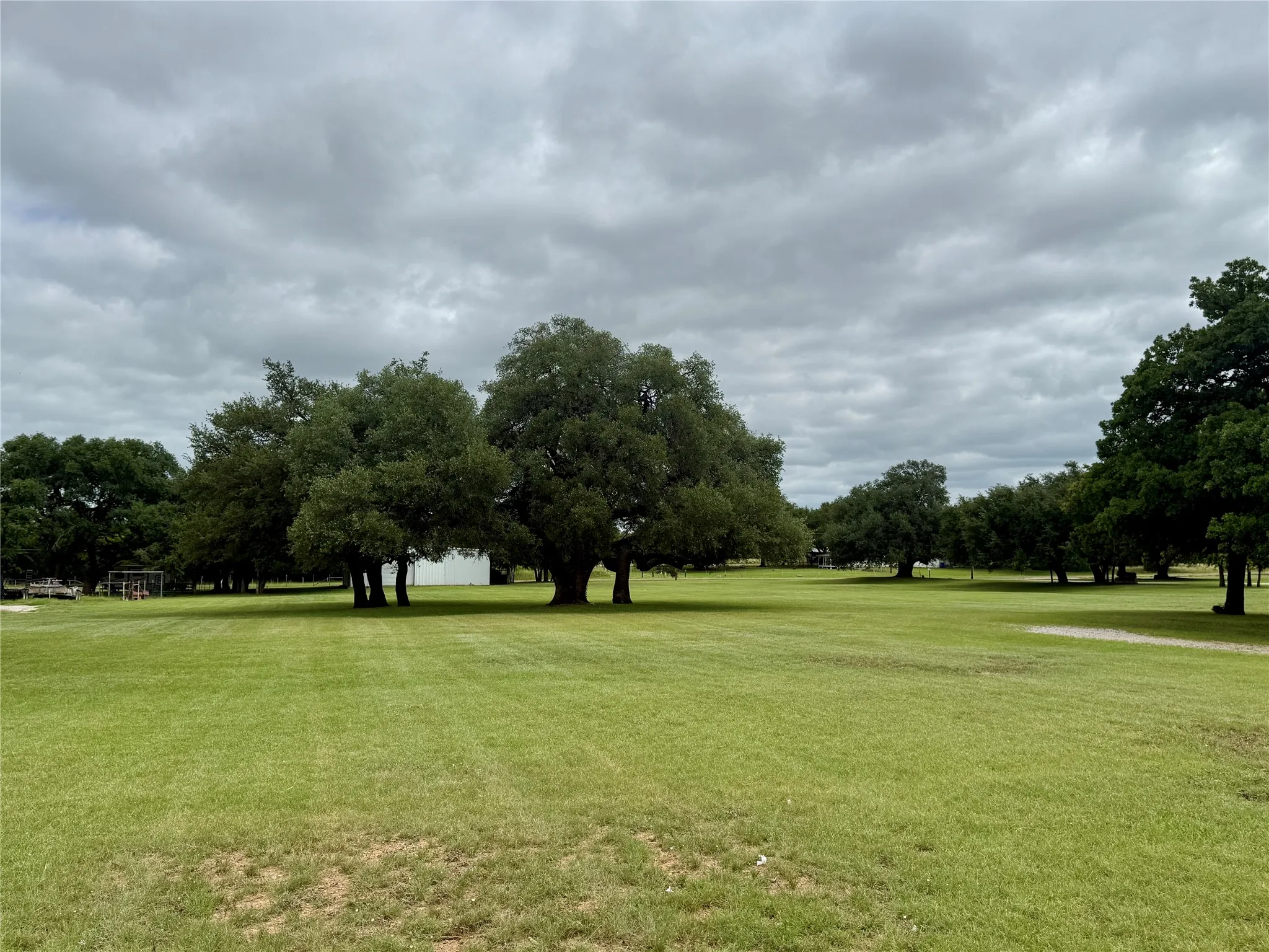 Single Family Residence For Sale in Brown County , 3519 Longhorn Lane, Brownwood, Texas 76801, 3 Bedroom, 2 Bathroom, 2 Garage spaces, 1,534 Sqft, built in 2011, mls#21377062, Real Estate Agent in Brownwood, Homes For Sale in Brown county, Homes For Sale in Brownwood, Realtor in Brownwood Texas, Real Estate Brokerage Independent Realty Texas, Luminita Cordes Realtor