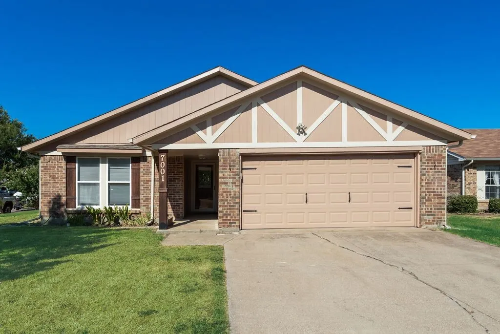 Single Family Residence For Sale