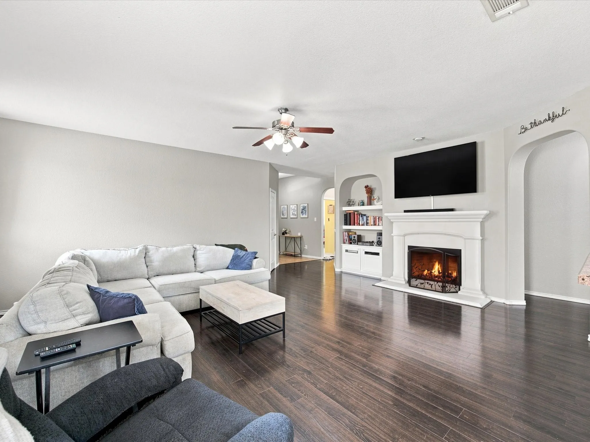 Single Family Residence For Sale in Tarrant County , 8205 Water Buck Run, Fort Worth, Texas 76179, 3 Bedroom, 2 Bathroom, 2 Garage spaces, 1,806 Sqft, built in 2010, mls#21378585, Real Estate Agent in Fort Worth, Homes For Sale in Tarrant county, Homes For Sale in Fort Worth, Realtor in Fort Worth Texas, Real Estate Brokerage Independent Realty Texas, Luminita Cordes Realtor