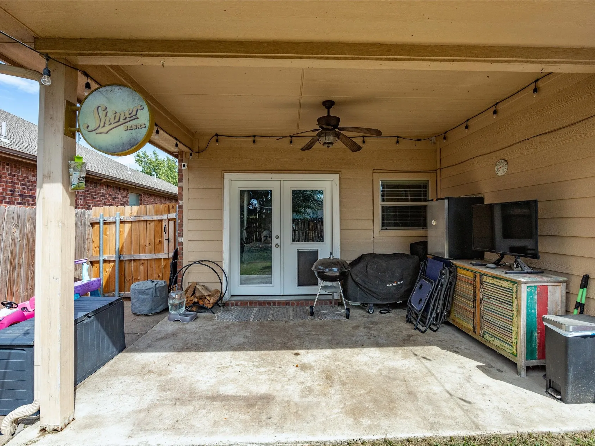 Single Family Residence For Sale in Tarrant County , 8205 Water Buck Run, Fort Worth, Texas 76179, 3 Bedroom, 2 Bathroom, 2 Garage spaces, 1,806 Sqft, built in 2010, mls#21378585, Real Estate Agent in Fort Worth, Homes For Sale in Tarrant county, Homes For Sale in Fort Worth, Realtor in Fort Worth Texas, Real Estate Brokerage Independent Realty Texas, Luminita Cordes Realtor