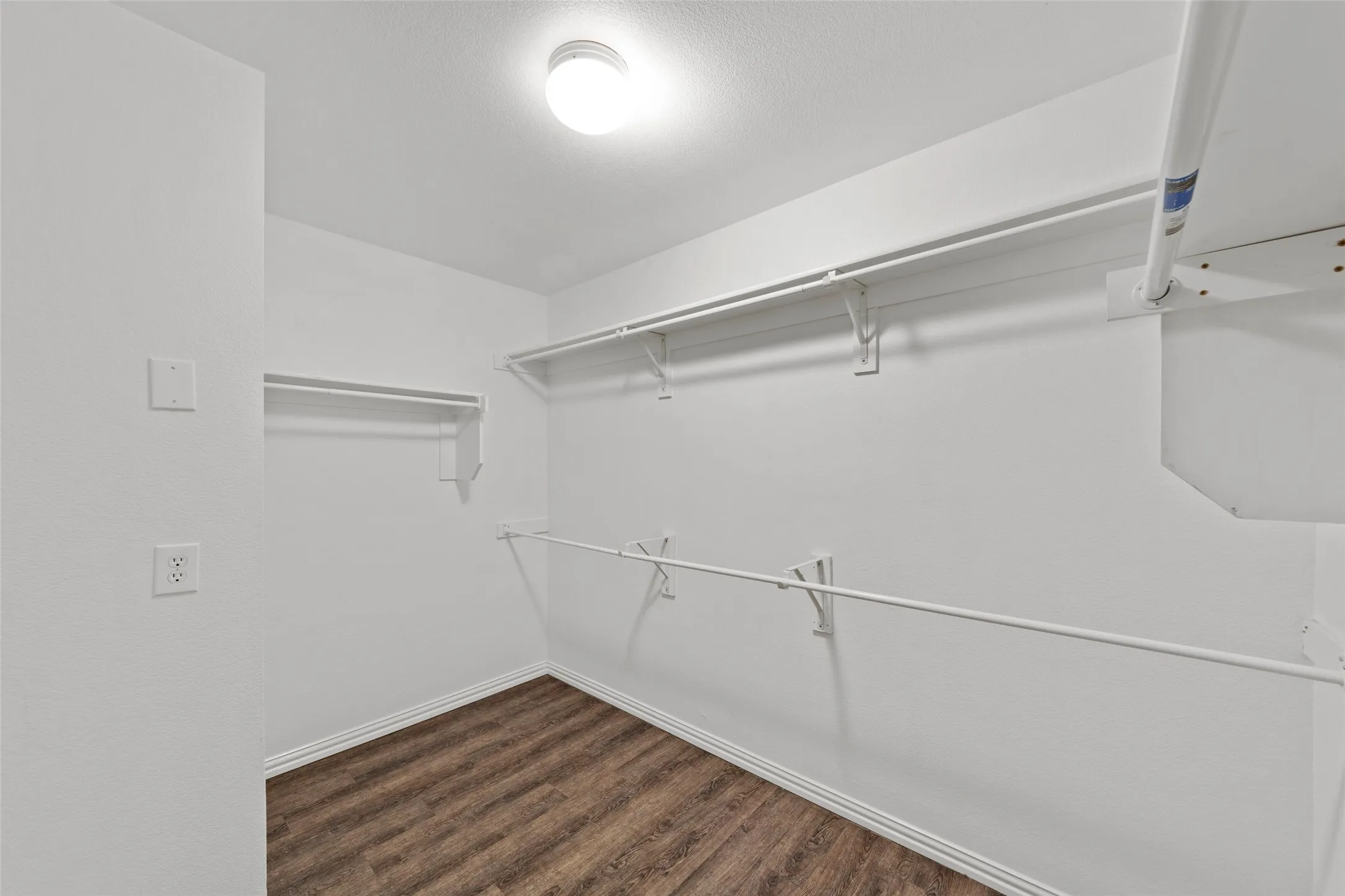 Single Family Residence For Rent in Denton County , 1117 Villa Paloma Boulevard, Little Elm, Texas 75068, 3 Bedroom, 2 Bathroom, 2 Garage spaces, 1,830 Sqft, built in 2012, mls#21375728, Real Estate Agent in Little Elm, Homes For Rent in Denton county, Homes For Rent in Little Elm, Realtor in Little Elm Texas, Real Estate Brokerage Independent Realty Texas, Luminita Cordes Realtor