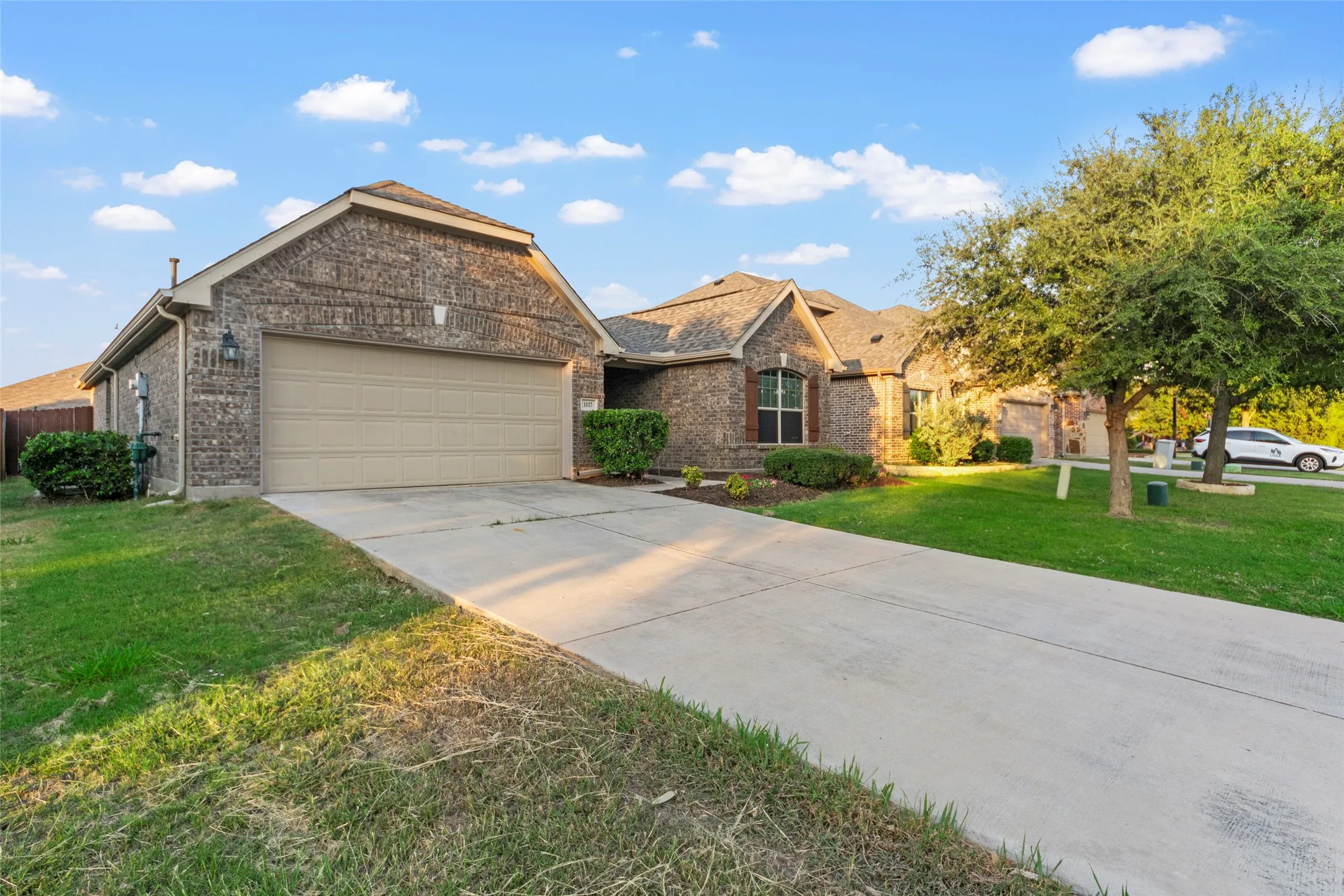 Single Family Residence For Rent in Denton County , 1117 Villa Paloma Boulevard, Little Elm, Texas 75068, 3 Bedroom, 2 Bathroom, 2 Garage spaces, 1,830 Sqft, built in 2012, mls#21375728, Real Estate Agent in Little Elm, Homes For Rent in Denton county, Homes For Rent in Little Elm, Realtor in Little Elm Texas, Real Estate Brokerage Independent Realty Texas, Luminita Cordes Realtor