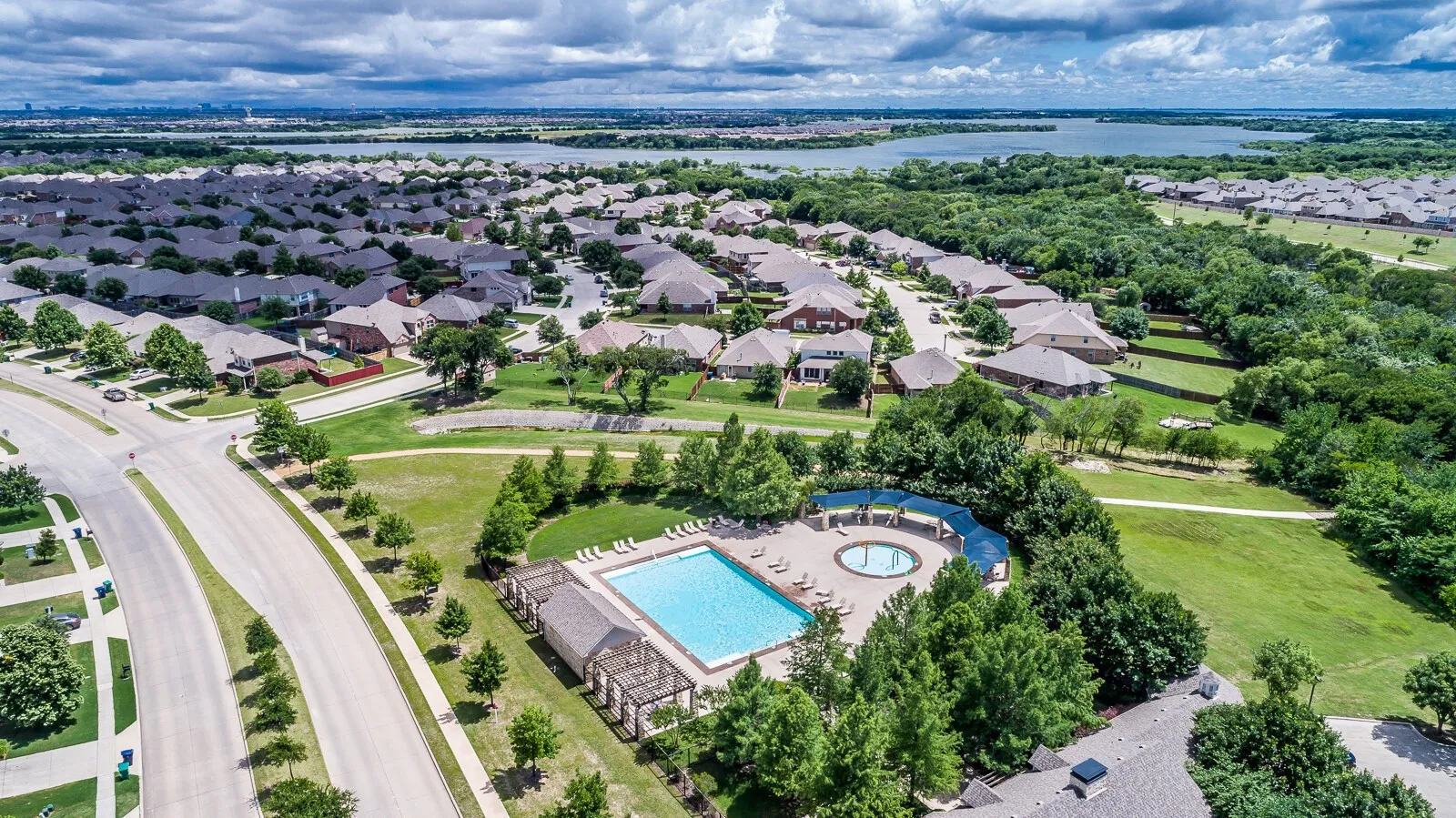 Single Family Residence For Rent in Denton County , 1117 Villa Paloma Boulevard, Little Elm, Texas 75068, 3 Bedroom, 2 Bathroom, 2 Garage spaces, 1,830 Sqft, built in 2012, mls#21375728, Real Estate Agent in Little Elm, Homes For Rent in Denton county, Homes For Rent in Little Elm, Realtor in Little Elm Texas, Real Estate Brokerage Independent Realty Texas, Luminita Cordes Realtor