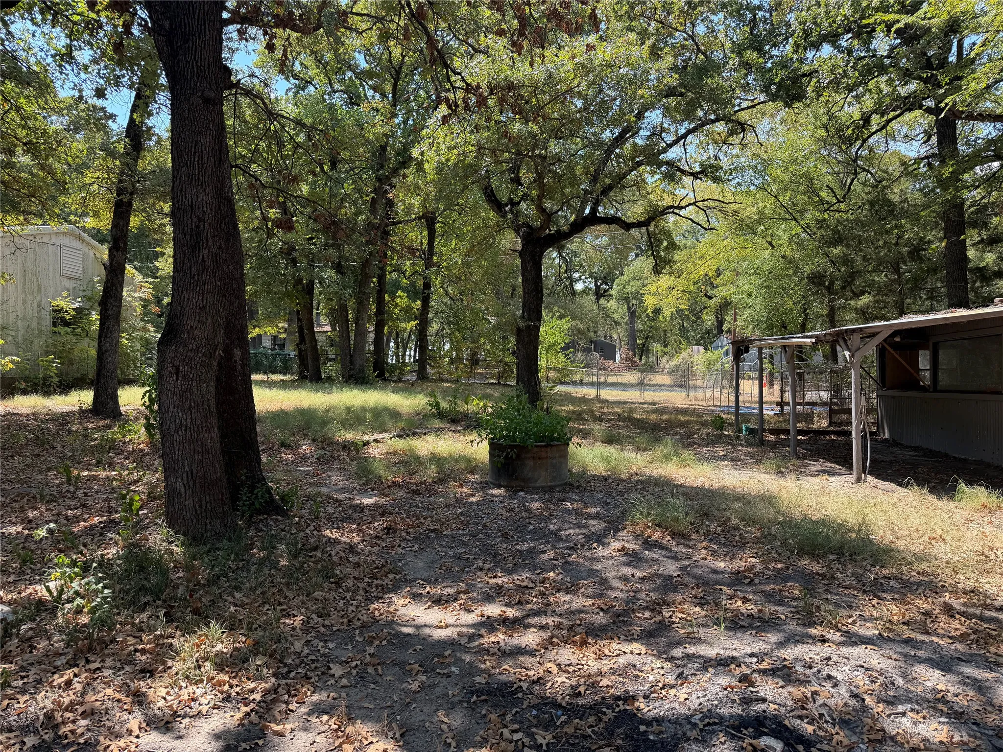 Single Family Residence For Sale in Kaufman County , 19975 Patricia Drive, Kemp, Texas 75143, 3 Bedroom, 2 Bathroom, 1 Garage spaces, 1,748 Sqft, built in 1968, mls#21378454, Real Estate Agent in Kemp, Homes For Sale in Kaufman county, Homes For Sale in Kemp, Realtor in Kemp Texas, Real Estate Brokerage Independent Realty Texas, Luminita Cordes Realtor