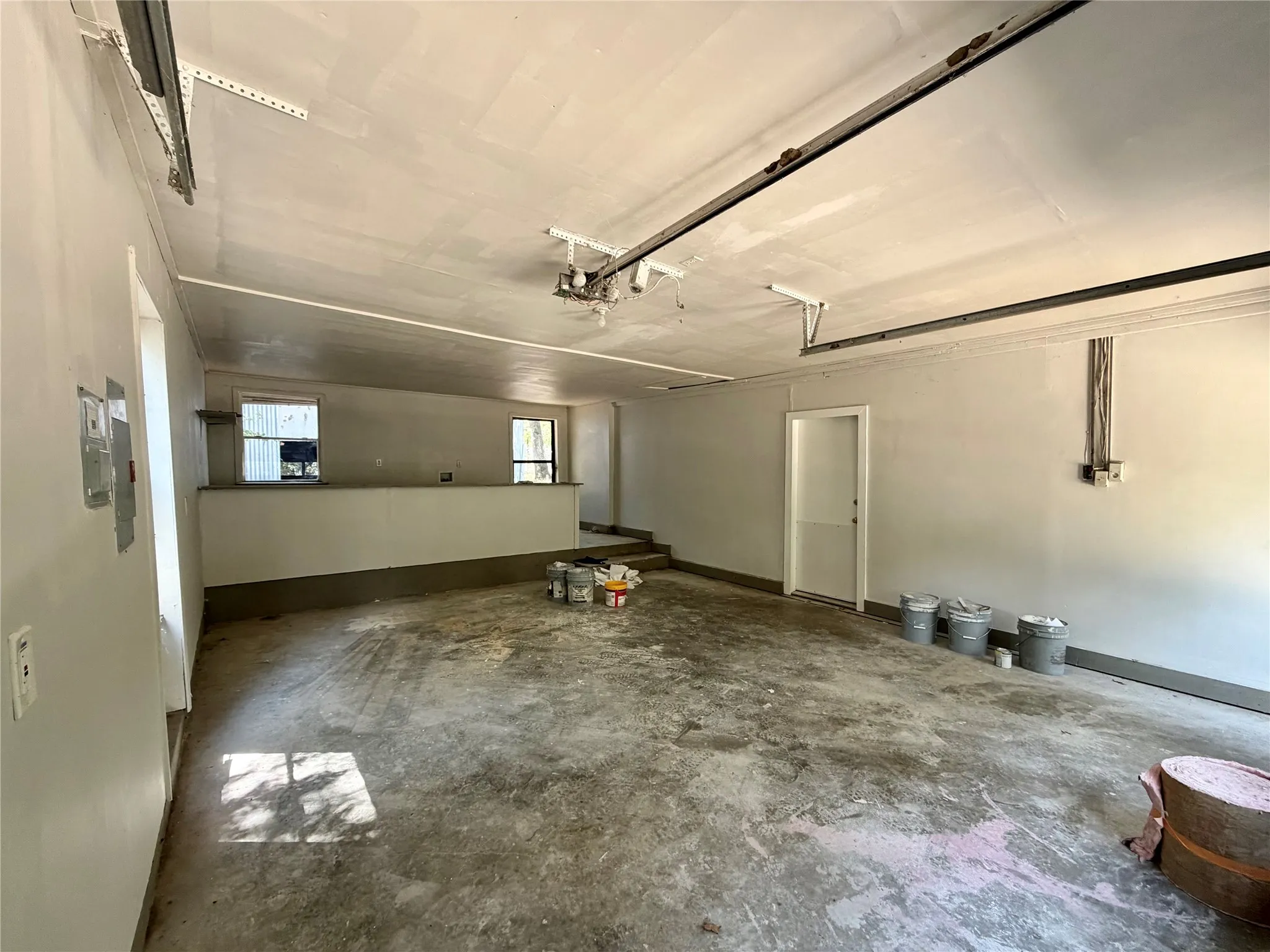 Single Family Residence For Sale in Kaufman County , 19975 Patricia Drive, Kemp, Texas 75143, 3 Bedroom, 2 Bathroom, 1 Garage spaces, 1,748 Sqft, built in 1968, mls#21378454, Real Estate Agent in Kemp, Homes For Sale in Kaufman county, Homes For Sale in Kemp, Realtor in Kemp Texas, Real Estate Brokerage Independent Realty Texas, Luminita Cordes Realtor