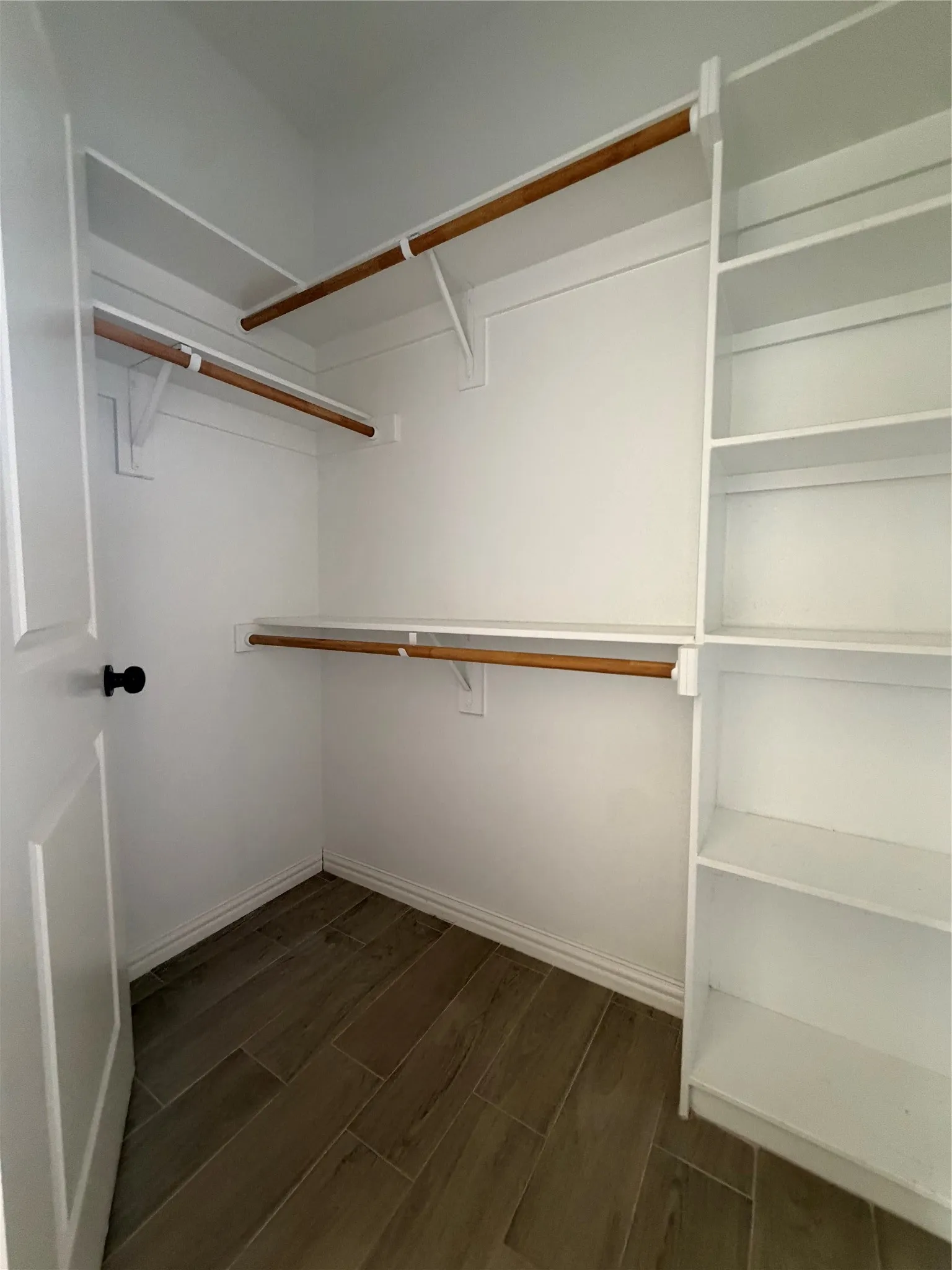 Single Family Residence For Rent in Hood County , 6111 Collins Court, Granbury, Texas 76048, 3 Bedroom, 2 Bathroom, 2 Garage spaces, 1,568 Sqft, built in 2024, mls#21378613, Real Estate Agent in Granbury, Homes For Rent in Hood county, Homes For Rent in Granbury, Realtor in Granbury Texas, Real Estate Brokerage Independent Realty Texas, Luminita Cordes Realtor