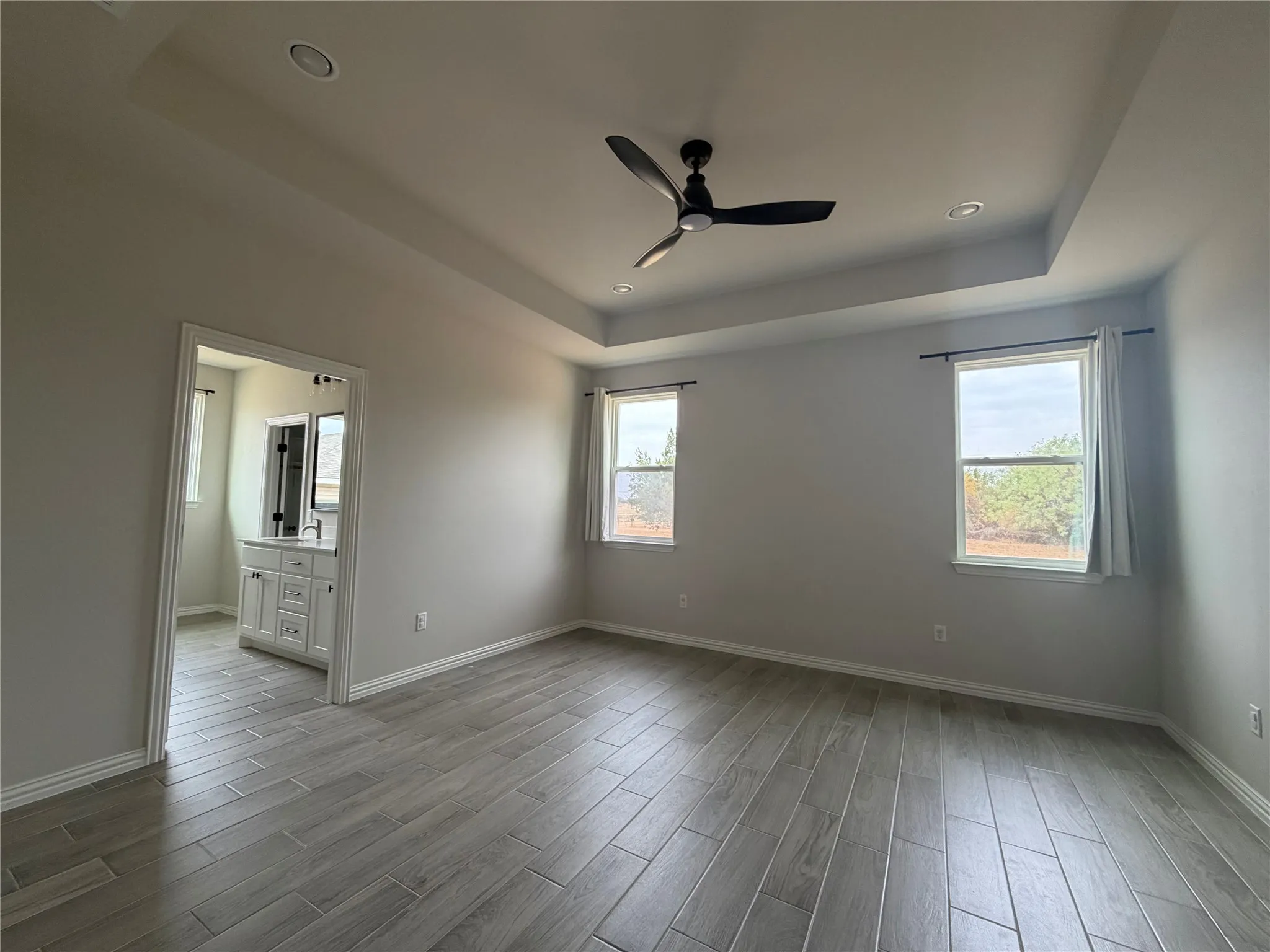 Single Family Residence For Rent in Hood County , 6111 Collins Court, Granbury, Texas 76048, 3 Bedroom, 2 Bathroom, 2 Garage spaces, 1,568 Sqft, built in 2024, mls#21378613, Real Estate Agent in Granbury, Homes For Rent in Hood county, Homes For Rent in Granbury, Realtor in Granbury Texas, Real Estate Brokerage Independent Realty Texas, Luminita Cordes Realtor