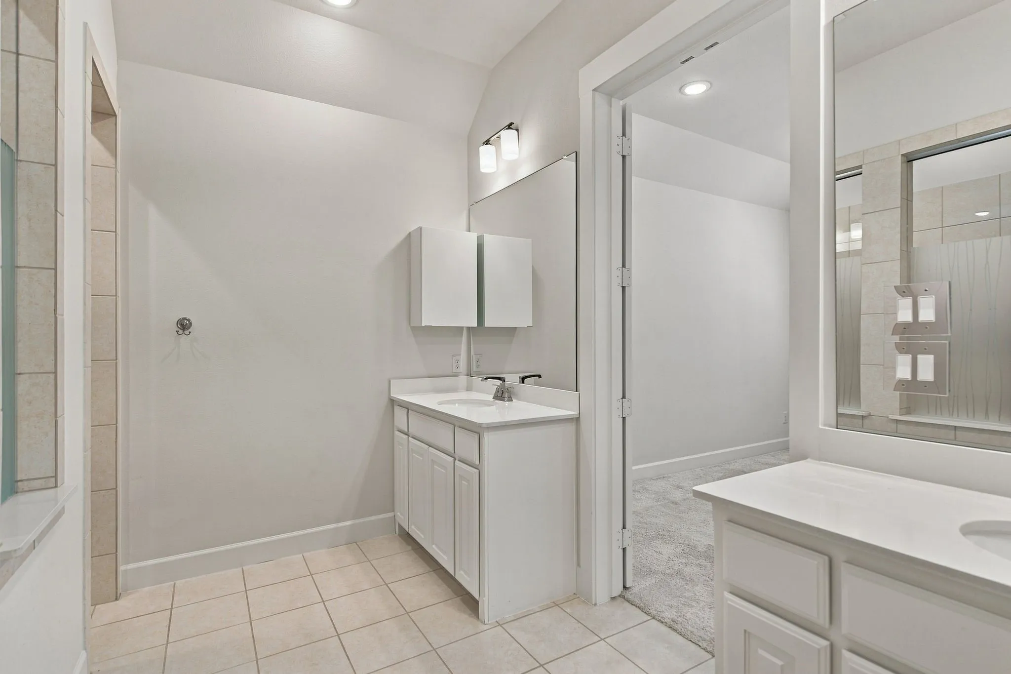 Single Family Residence For Rent in Collin County , 13008 Cabana Drive, Frisco, Texas 75035, 3 Bedroom, 3 Bathroom, 2 Garage spaces, 1,923 Sqft, built in 2020, mls#21378571, Real Estate Agent in Frisco, Homes For Rent in Collin county, Homes For Rent in Frisco, Realtor in Frisco Texas, Real Estate Brokerage Independent Realty Texas, Luminita Cordes Realtor