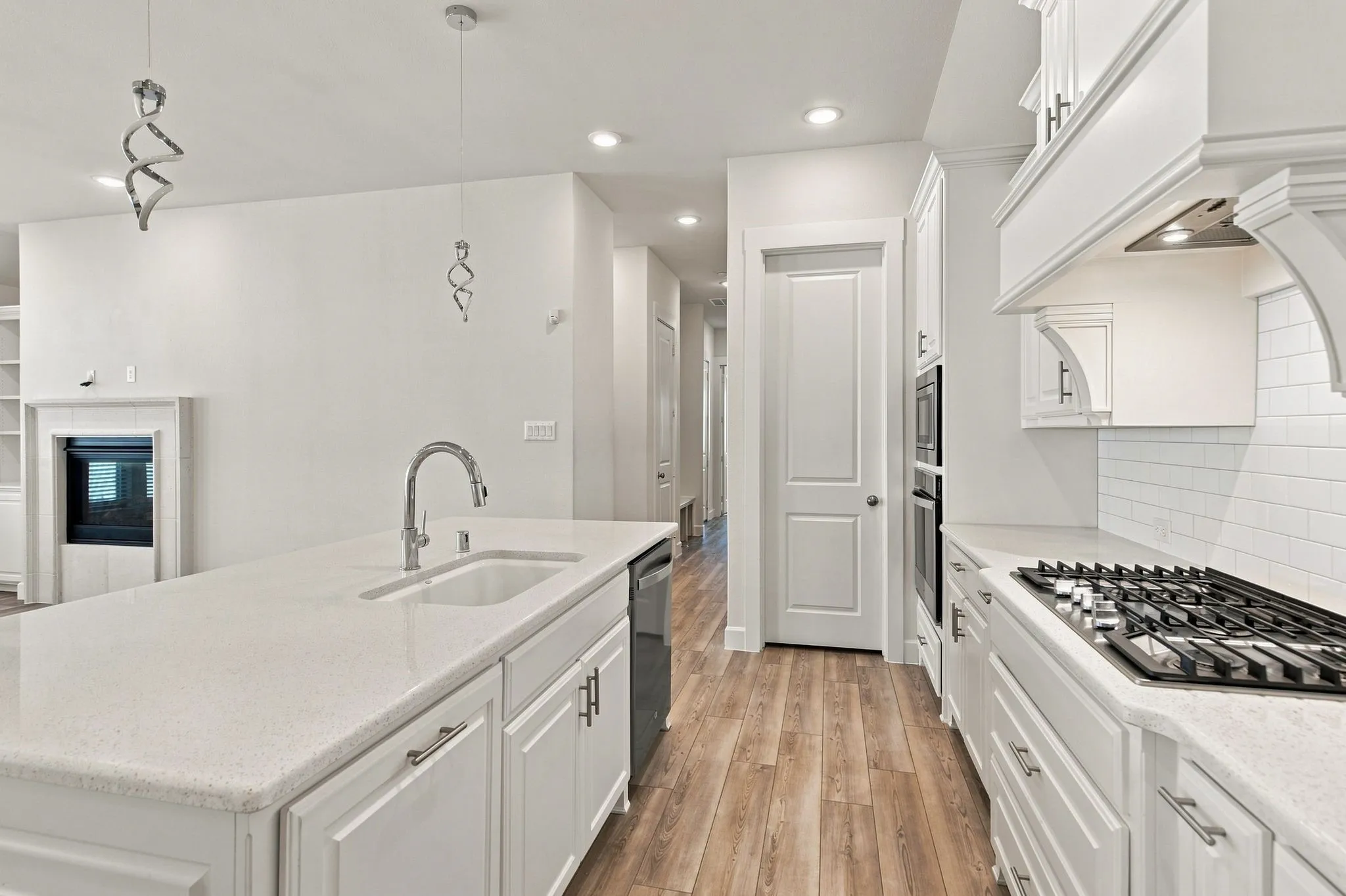 Single Family Residence For Rent in Collin County , 13008 Cabana Drive, Frisco, Texas 75035, 3 Bedroom, 3 Bathroom, 2 Garage spaces, 1,923 Sqft, built in 2020, mls#21378571, Real Estate Agent in Frisco, Homes For Rent in Collin county, Homes For Rent in Frisco, Realtor in Frisco Texas, Real Estate Brokerage Independent Realty Texas, Luminita Cordes Realtor