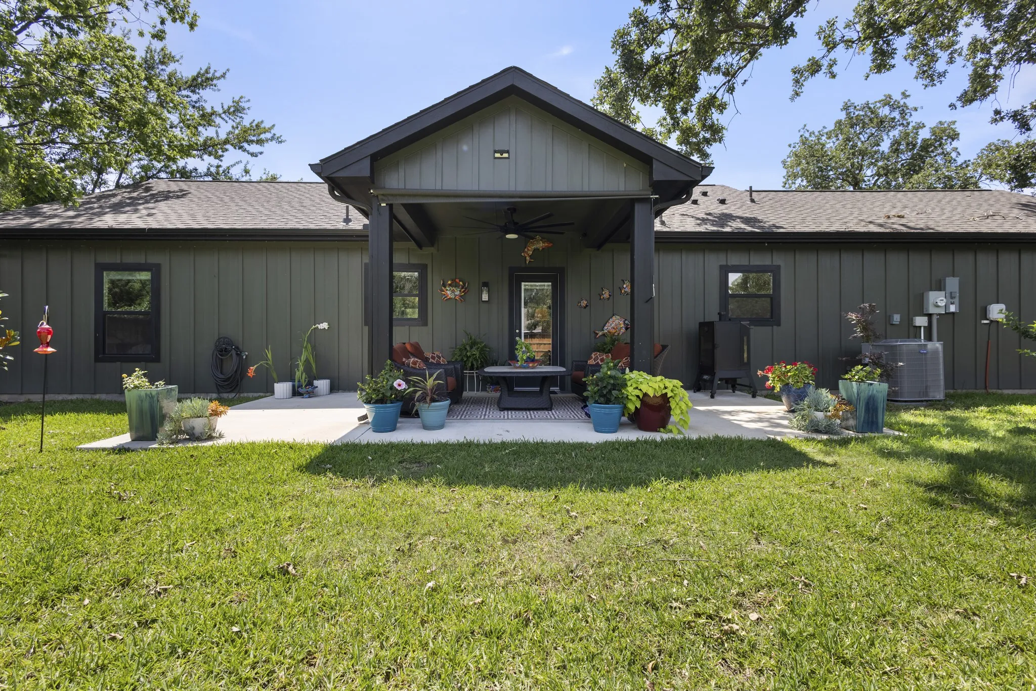 Single Family Residence For Sale in Henderson County , 114 Garrett Lane, Gun Barrel City, Texas 75156, 3 Bedroom, 2 Bathroom, 2 Garage spaces, 1,368 Sqft, built in 2023, mls#21377231, Real Estate Agent in Gun Barrel City, Homes For Sale in Henderson county, Homes For Sale in Gun Barrel City, Realtor in Gun Barrel City Texas, Real Estate Brokerage Independent Realty Texas, Luminita Cordes Realtor