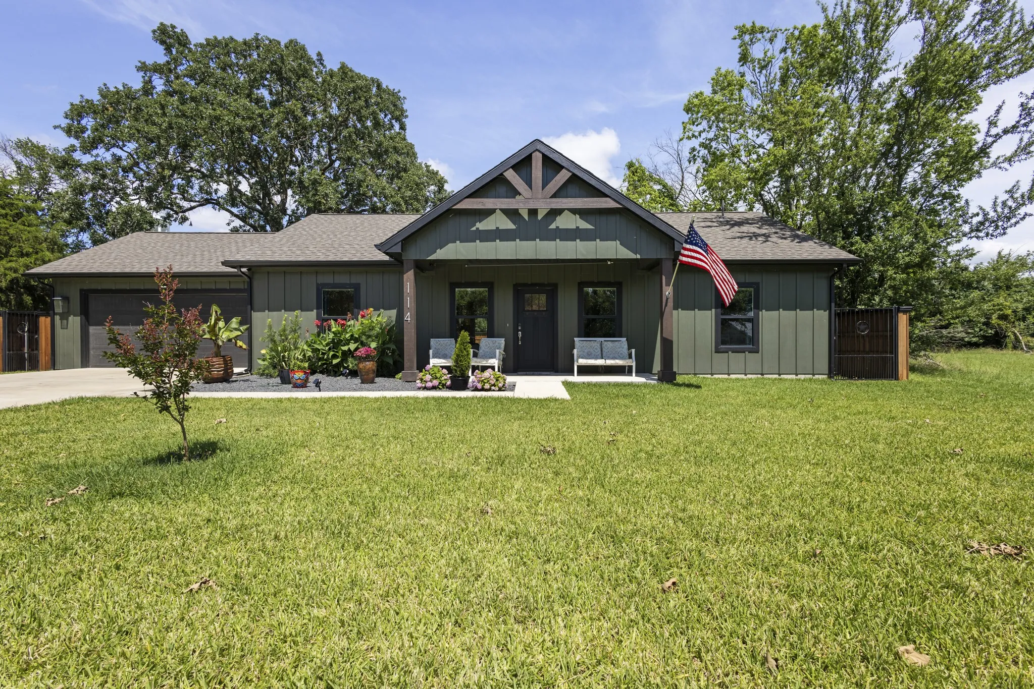 Single Family Residence For Sale in Henderson County , 114 Garrett Lane, Gun Barrel City, Texas 75156, 3 Bedroom, 2 Bathroom, 2 Garage spaces, 1,368 Sqft, built in 2023, mls#21377231, Real Estate Agent in Gun Barrel City, Homes For Sale in Henderson county, Homes For Sale in Gun Barrel City, Realtor in Gun Barrel City Texas, Real Estate Brokerage Independent Realty Texas, Luminita Cordes Realtor