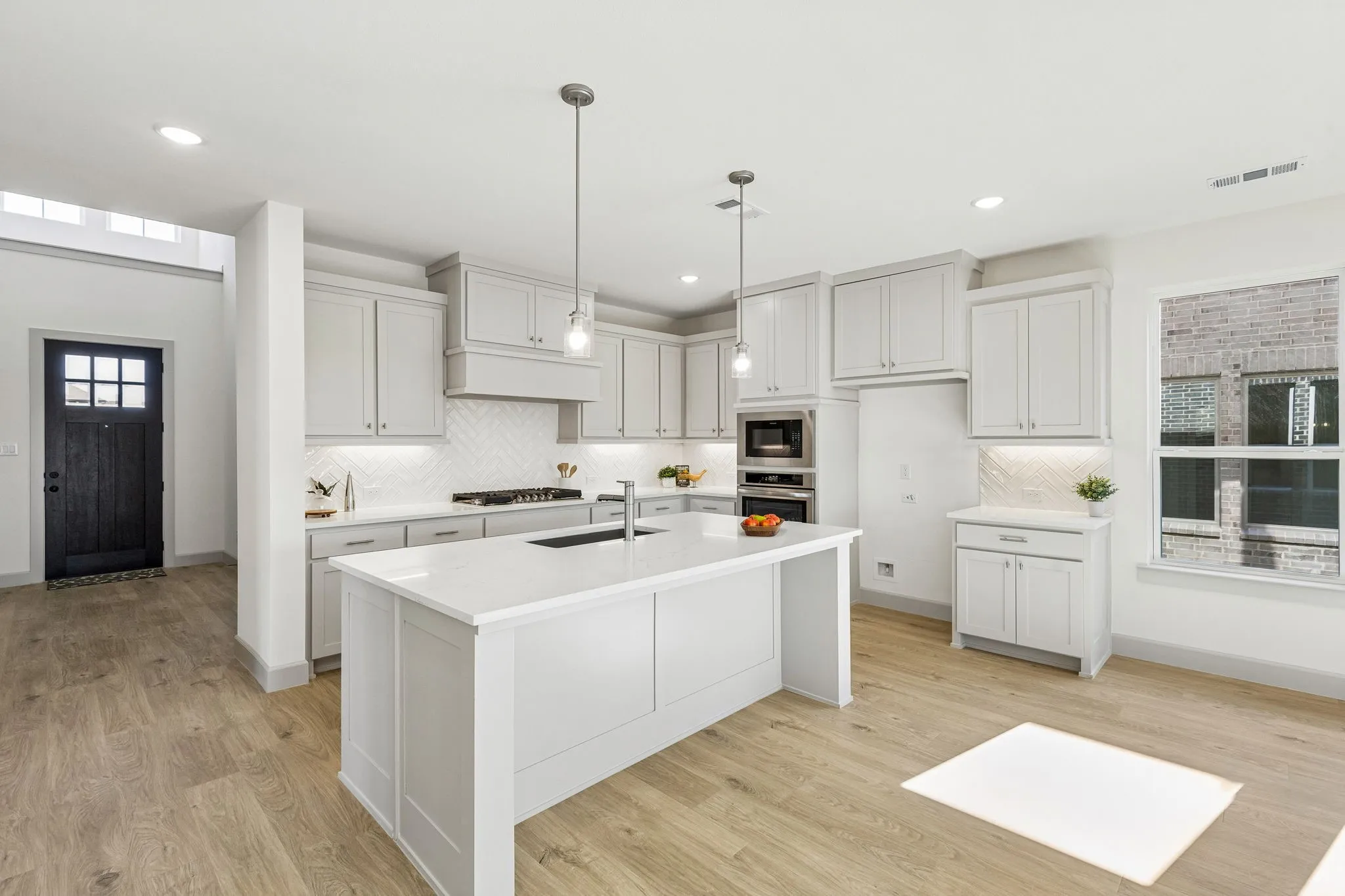 Style and sophistication abound in this dream kitchen!