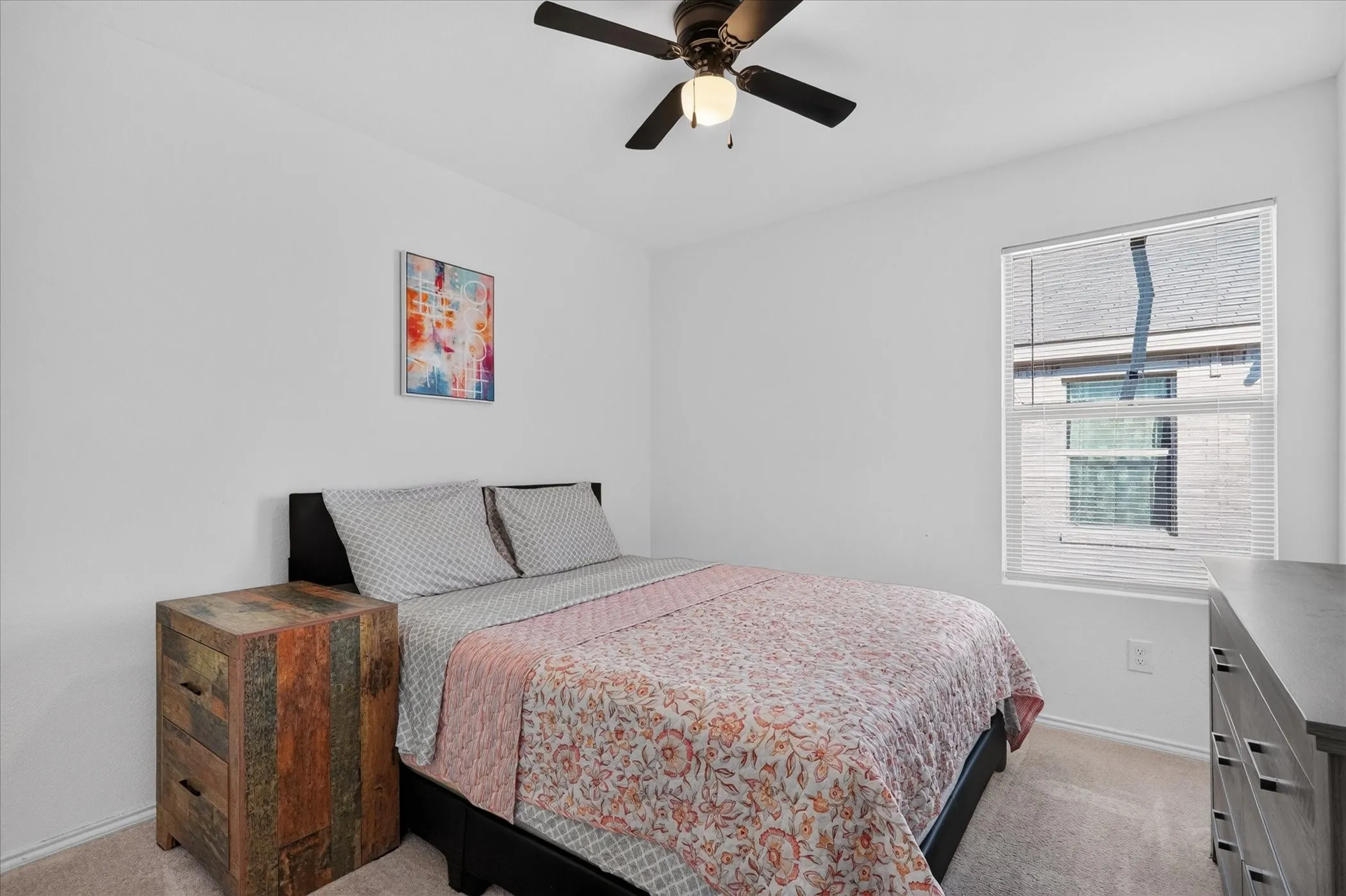 Single Family Residence For Rent in Ellis County , 2209 Ava Drive, Ennis, Texas 75119, 3 Bedroom, 2 Bathroom, 2 Garage spaces, 1,306 Sqft, built in 2023, mls#21376668, Real Estate Agent in Ennis, Homes For Rent in Ellis county, Homes For Rent in Ennis, Realtor in Ennis Texas, Real Estate Brokerage Independent Realty Texas, Luminita Cordes Realtor