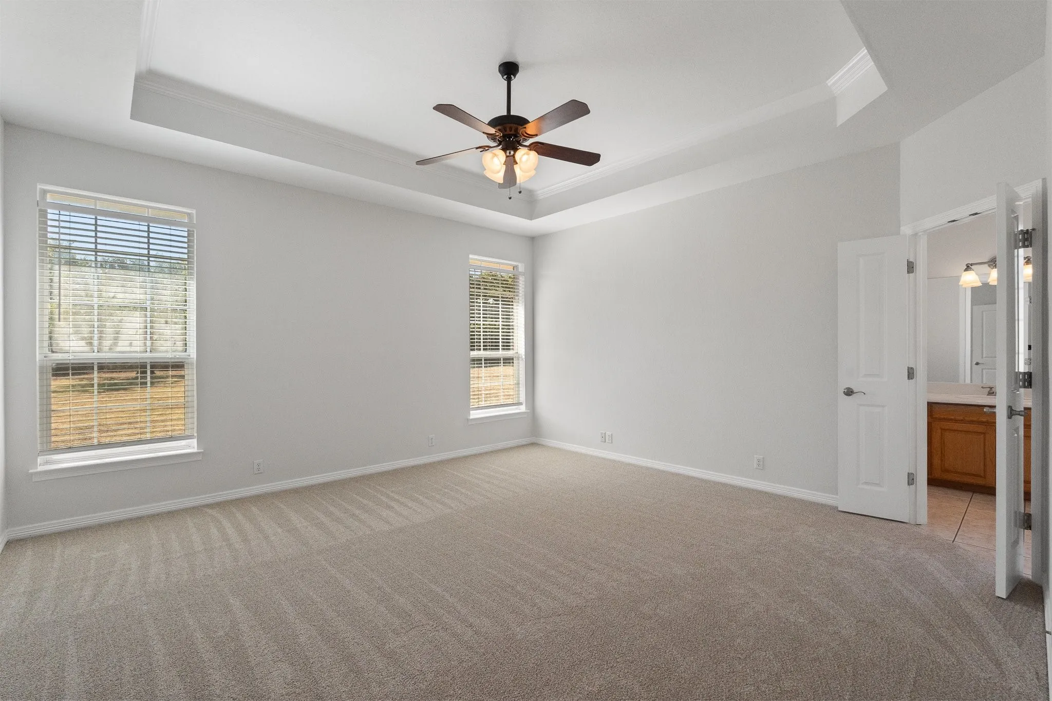 Single Family Residence For Sale in Johnson County , 2521 Pecan Springs Road, Cleburne, Texas 76031, 4 Bedroom, 3 Bathroom, 2 Garage spaces, 2,425 Sqft, built in 2004, mls#21377658, Real Estate Agent in Cleburne, Homes For Sale in Johnson county, Homes For Sale in Cleburne, Realtor in Cleburne Texas, Real Estate Brokerage Independent Realty Texas, Luminita Cordes Realtor