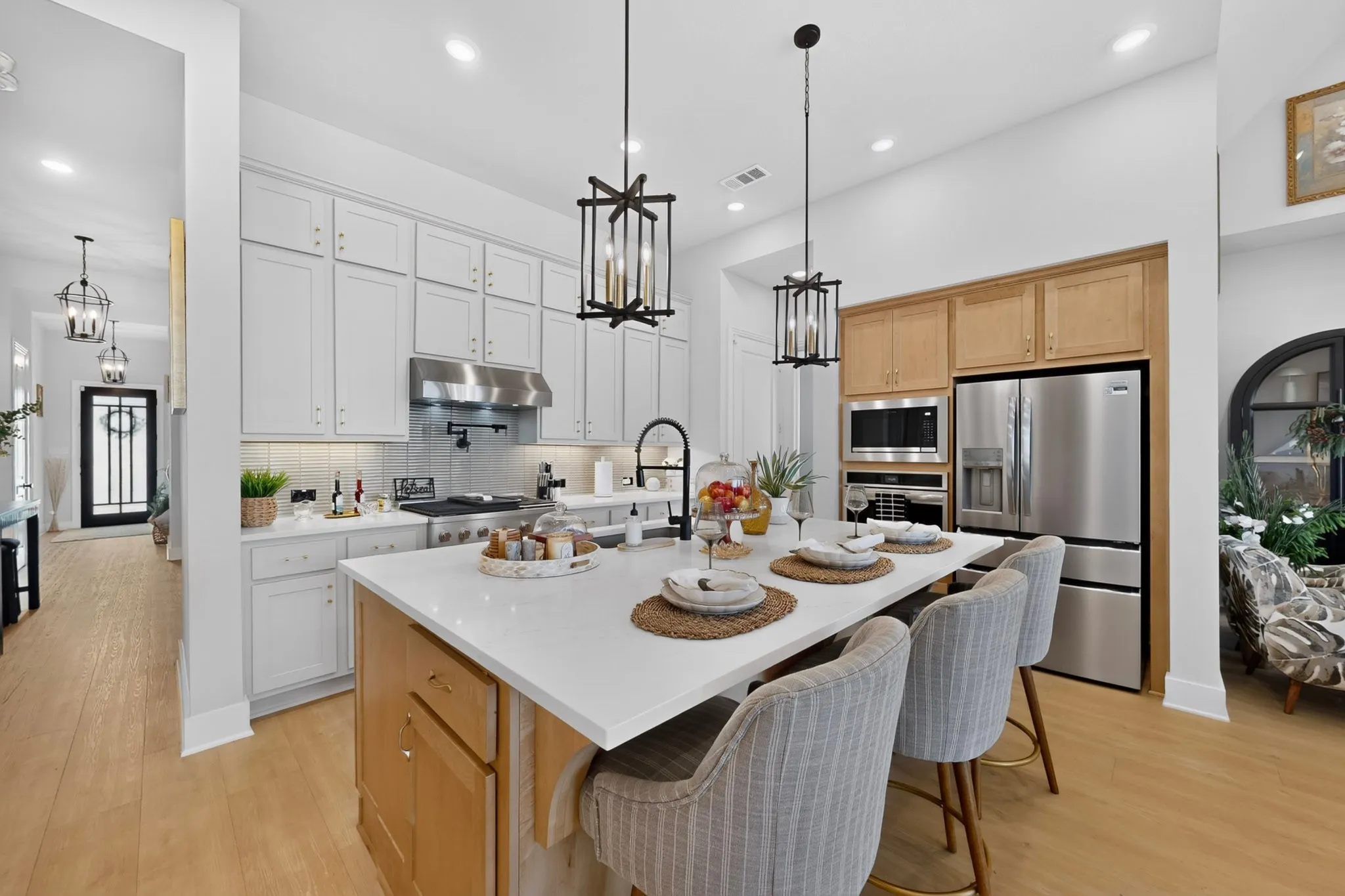 Single Family Residence For Sale in Ellis County , 2329 Slate Drive, Waxahachie, Texas 75167, 4 Bedroom, 5 Bathroom, 3 Garage spaces, 2,899 Sqft, built in 2025, mls#21378631, Real Estate Agent in Waxahachie, Homes For Sale in Ellis county, Homes For Sale in Waxahachie, Realtor in Waxahachie Texas, Real Estate Brokerage Independent Realty Texas, Luminita Cordes Realtor