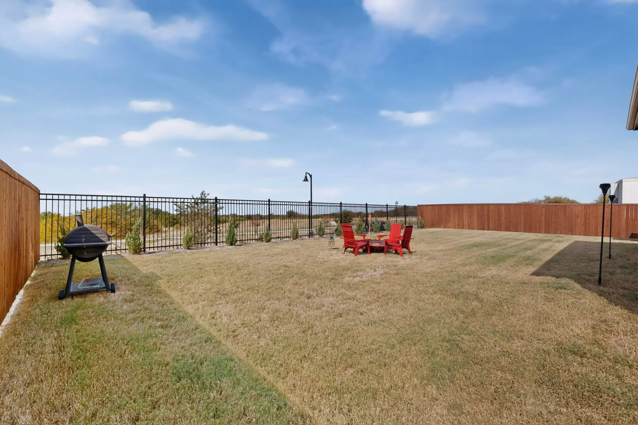 Single Family Residence For Sale in Ellis County , 2329 Slate Drive, Waxahachie, Texas 75167, 4 Bedroom, 5 Bathroom, 3 Garage spaces, 2,899 Sqft, built in 2025, mls#21378631, Real Estate Agent in Waxahachie, Homes For Sale in Ellis county, Homes For Sale in Waxahachie, Realtor in Waxahachie Texas, Real Estate Brokerage Independent Realty Texas, Luminita Cordes Realtor