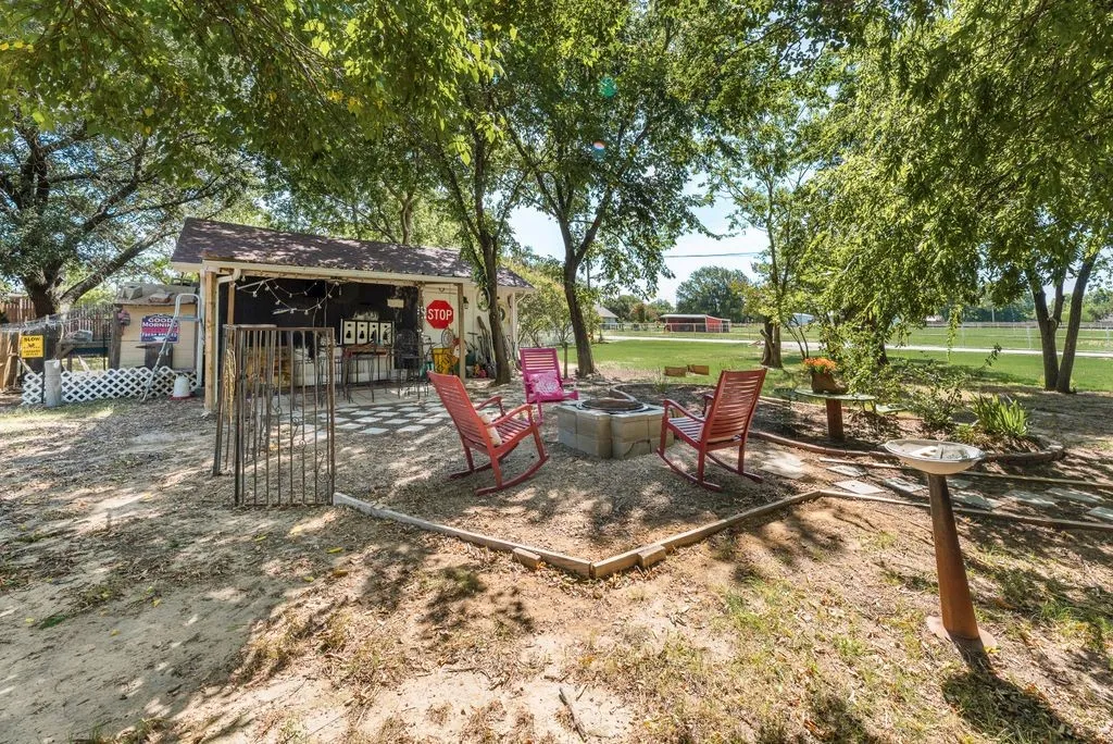 Single Family Residence For Sale in Dallas County , 413 Francis Street, Seagoville, Texas 75159, 2 Bedroom, 2 Bathroom, 2 Garage spaces, 1,994 Sqft, built in 1993, mls#21378219, Real Estate Agent in Seagoville, Homes For Sale in Dallas county, Homes For Sale in Seagoville, Realtor in Seagoville Texas, Real Estate Brokerage Independent Realty Texas, Luminita Cordes Realtor