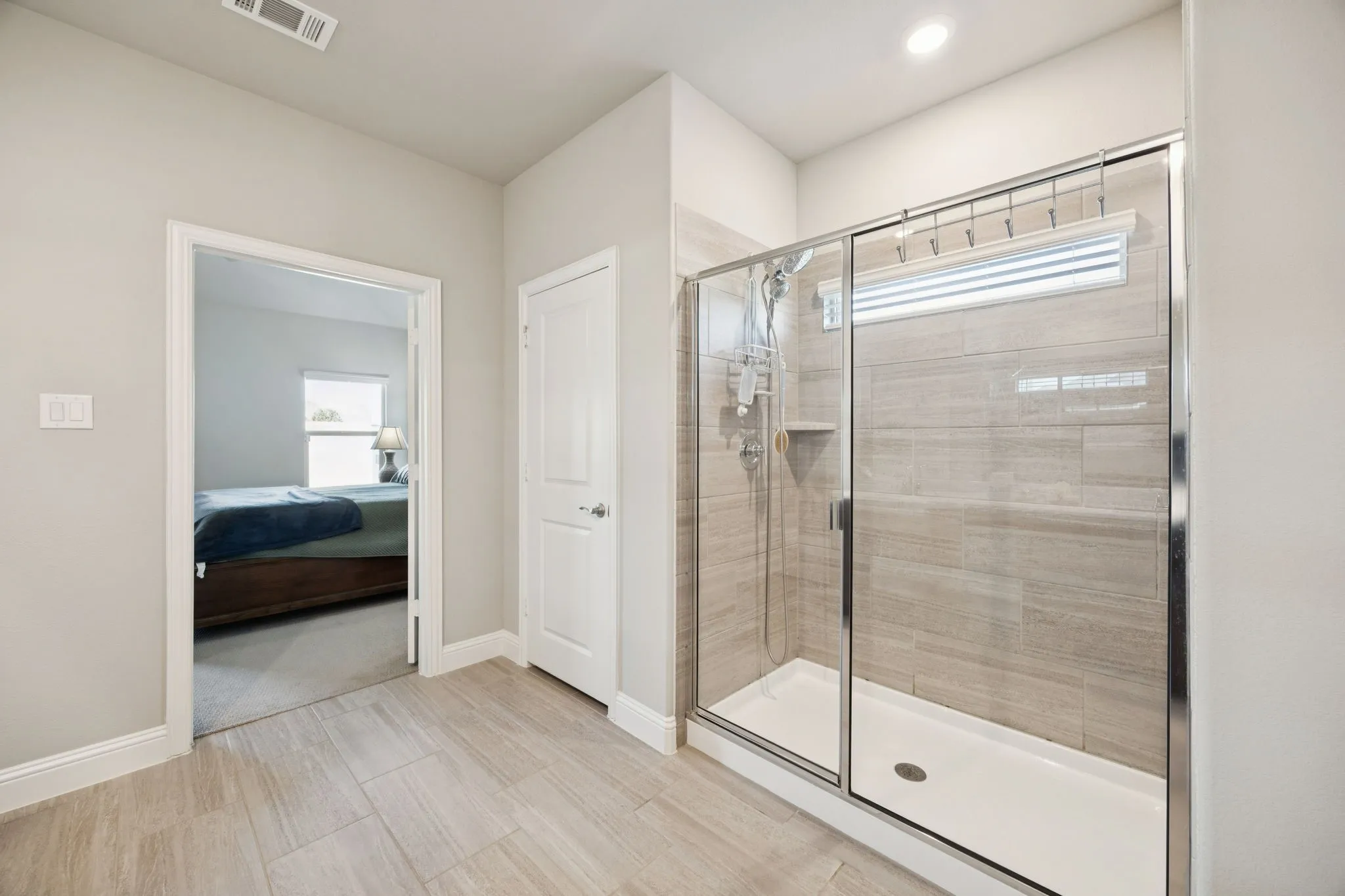 Single Family Residence For Rent in Collin County , 200 Golden Harvest Drive, Princeton, Texas 75071, 4 Bedroom, 4 Bathroom, 2 Garage spaces, 3,109 Sqft, built in 2023, mls#21378639, Real Estate Agent in Princeton, Homes For Rent in Collin county, Homes For Rent in Princeton, Realtor in Princeton Texas, Real Estate Brokerage Independent Realty Texas, Luminita Cordes Realtor