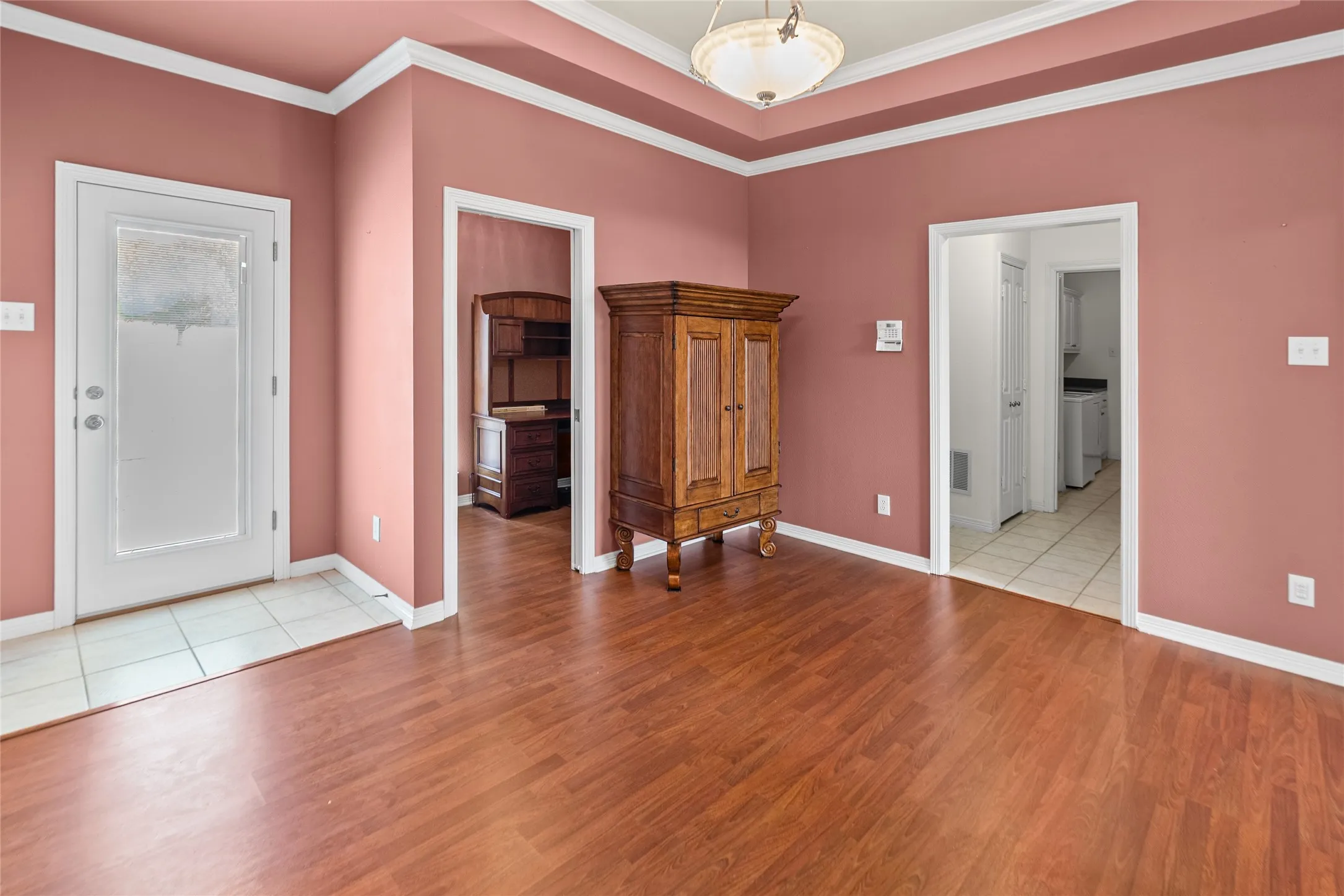 Single Family Residence For Sale in Hunt County , 8019 Irma Drive, Royse City, Texas 75189, 3 Bedroom, 2 Bathroom, 2 Garage spaces, 2,076 Sqft, built in 2003, mls#21378643, Real Estate Agent in Royse City, Homes For Sale in Hunt county, Homes For Sale in Royse City, Realtor in Royse City Texas, Real Estate Brokerage Independent Realty Texas, Luminita Cordes Realtor
