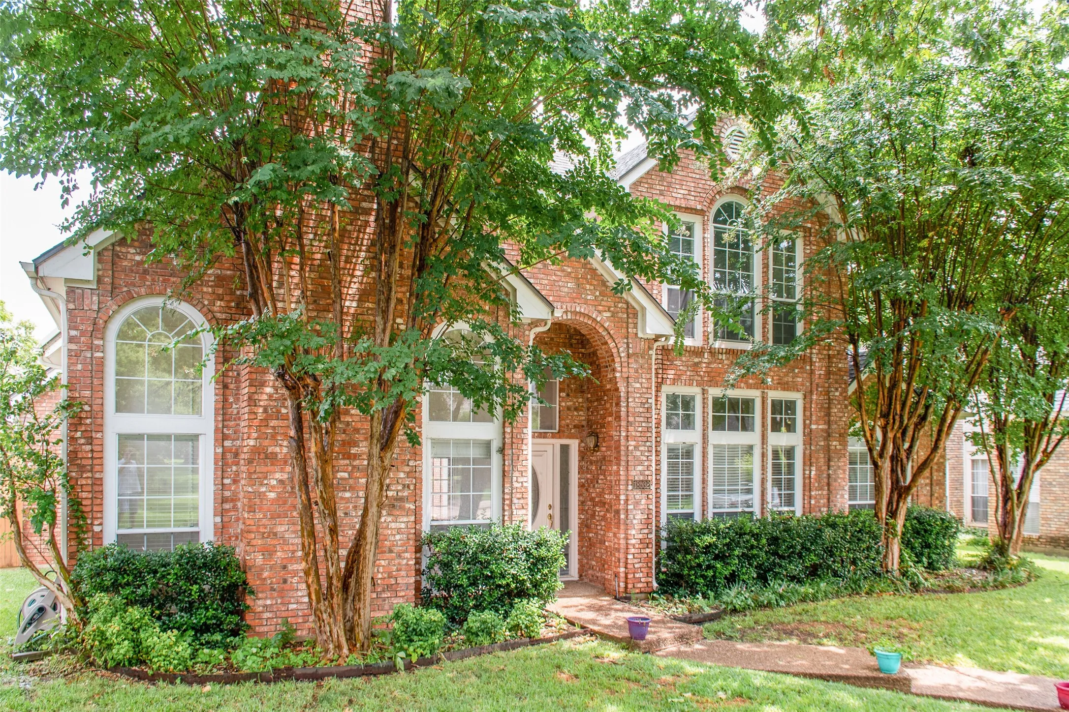 Single Family Residence For Rent in Collin County , 18532 Bay Pines Lane, Dallas, Texas 75287, 4 Bedroom, 3 Bathroom, 2 Garage spaces, 2,658 Sqft, built in 1988, mls#21378645, Real Estate Agent in Dallas, Homes For Rent in Collin county, Homes For Rent in Dallas, Realtor in Dallas Texas, Real Estate Brokerage Independent Realty Texas, Luminita Cordes Realtor