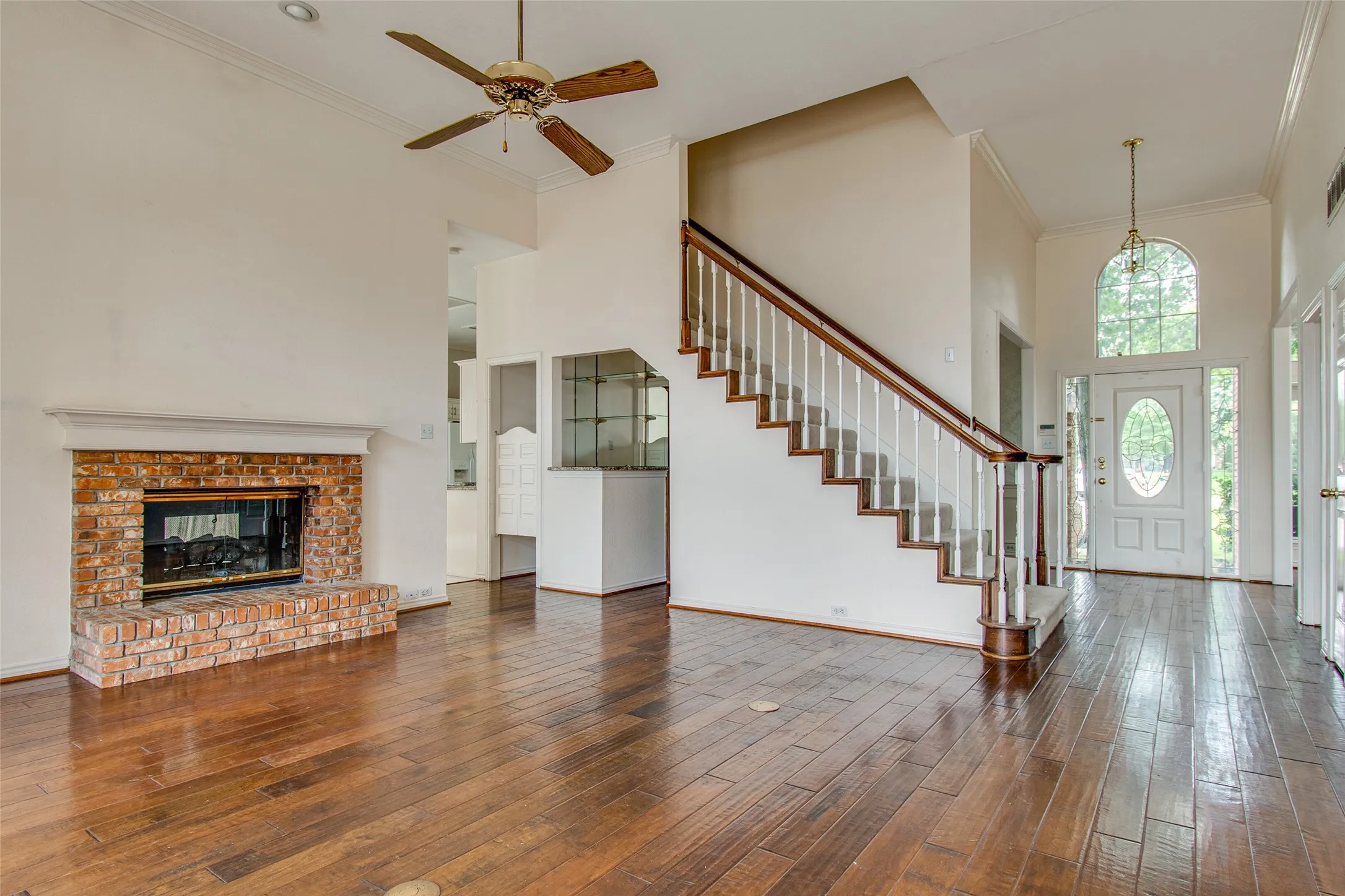 Single Family Residence For Rent in Collin County , 18532 Bay Pines Lane, Dallas, Texas 75287, 4 Bedroom, 3 Bathroom, 2 Garage spaces, 2,658 Sqft, built in 1988, mls#21378645, Real Estate Agent in Dallas, Homes For Rent in Collin county, Homes For Rent in Dallas, Realtor in Dallas Texas, Real Estate Brokerage Independent Realty Texas, Luminita Cordes Realtor