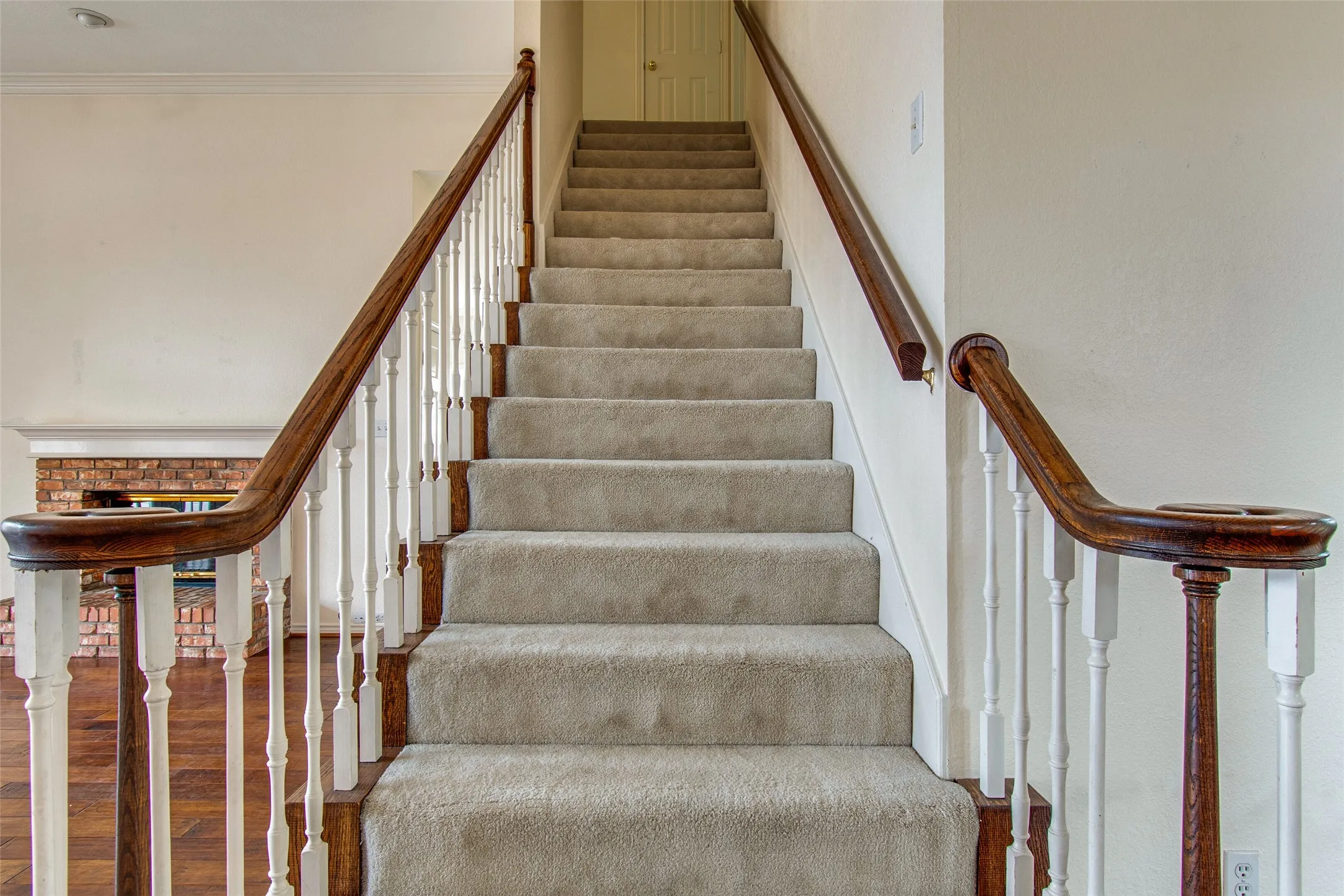 Single Family Residence For Rent in Collin County , 18532 Bay Pines Lane, Dallas, Texas 75287, 4 Bedroom, 3 Bathroom, 2 Garage spaces, 2,658 Sqft, built in 1988, mls#21378645, Real Estate Agent in Dallas, Homes For Rent in Collin county, Homes For Rent in Dallas, Realtor in Dallas Texas, Real Estate Brokerage Independent Realty Texas, Luminita Cordes Realtor