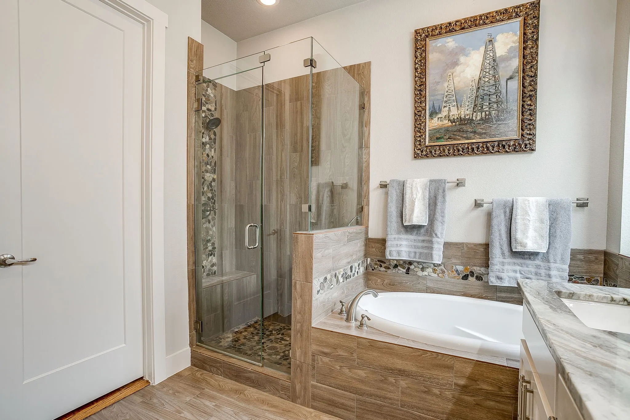 Townhouse For Sale in Tarrant County , 307 Templeton Drive, Fort Worth, Texas 76107, 3 Bedroom, 4 Bathroom, 2 Garage spaces, 2,386 Sqft, built in 2016, mls#21346430, Real Estate Agent in Fort Worth, Homes For Sale in Tarrant county, Homes For Sale in Fort Worth, Realtor in Fort Worth Texas, Real Estate Brokerage Independent Realty Texas, Luminita Cordes Realtor