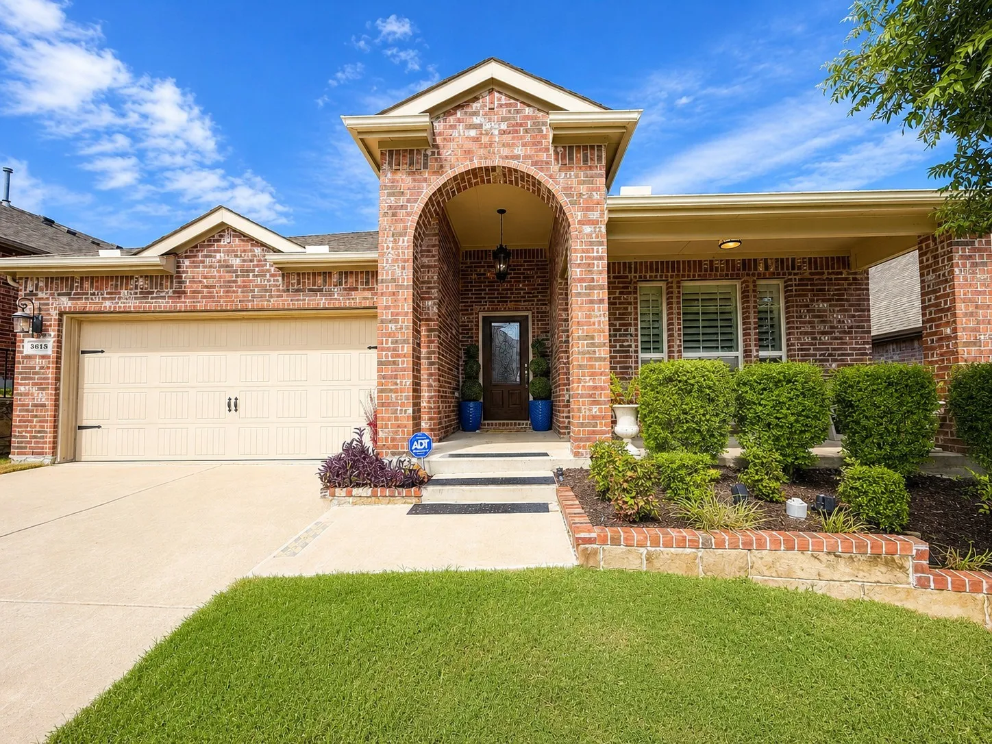 Single Family Residence For Rent in Collin County , 3615 Brazos Street, Melissa, Texas 75454, 3 Bedroom, 2 Bathroom, 2 Garage spaces, 1,897 Sqft, built in 2017, mls#21378472, Real Estate Agent in Melissa, Homes For Rent in Collin county, Homes For Rent in Melissa, Realtor in Melissa Texas, Real Estate Brokerage Independent Realty Texas, Luminita Cordes Realtor