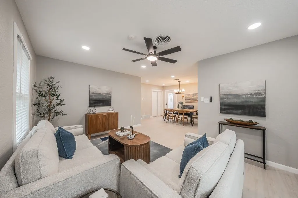 Single Family Residence For Sale in Tarrant County , 5012 Roxie Street, Haltom City, Texas 76117, 4 Bedroom, 3 Bathroom, 1 Garage spaces, 1,528 Sqft, built in 1956, mls#21378644, Real Estate Agent in Haltom City, Homes For Sale in Tarrant county, Homes For Sale in Haltom City, Realtor in Haltom City Texas, Real Estate Brokerage Independent Realty Texas, Luminita Cordes Realtor