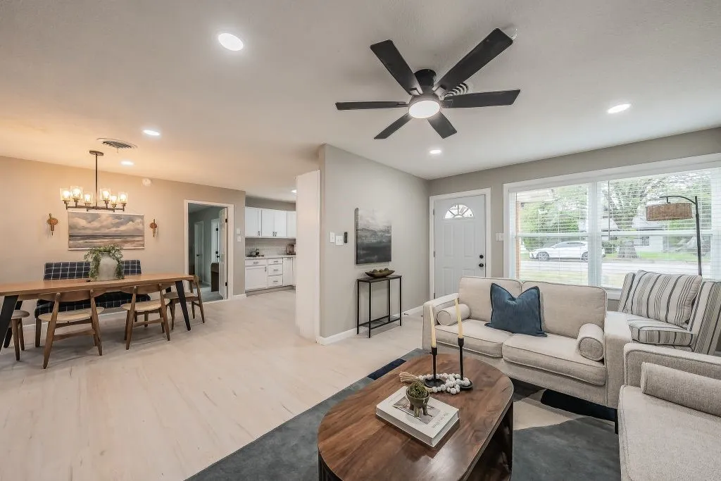 Single Family Residence For Sale in Tarrant County , 5012 Roxie Street, Haltom City, Texas 76117, 4 Bedroom, 3 Bathroom, 1 Garage spaces, 1,528 Sqft, built in 1956, mls#21378644, Real Estate Agent in Haltom City, Homes For Sale in Tarrant county, Homes For Sale in Haltom City, Realtor in Haltom City Texas, Real Estate Brokerage Independent Realty Texas, Luminita Cordes Realtor
