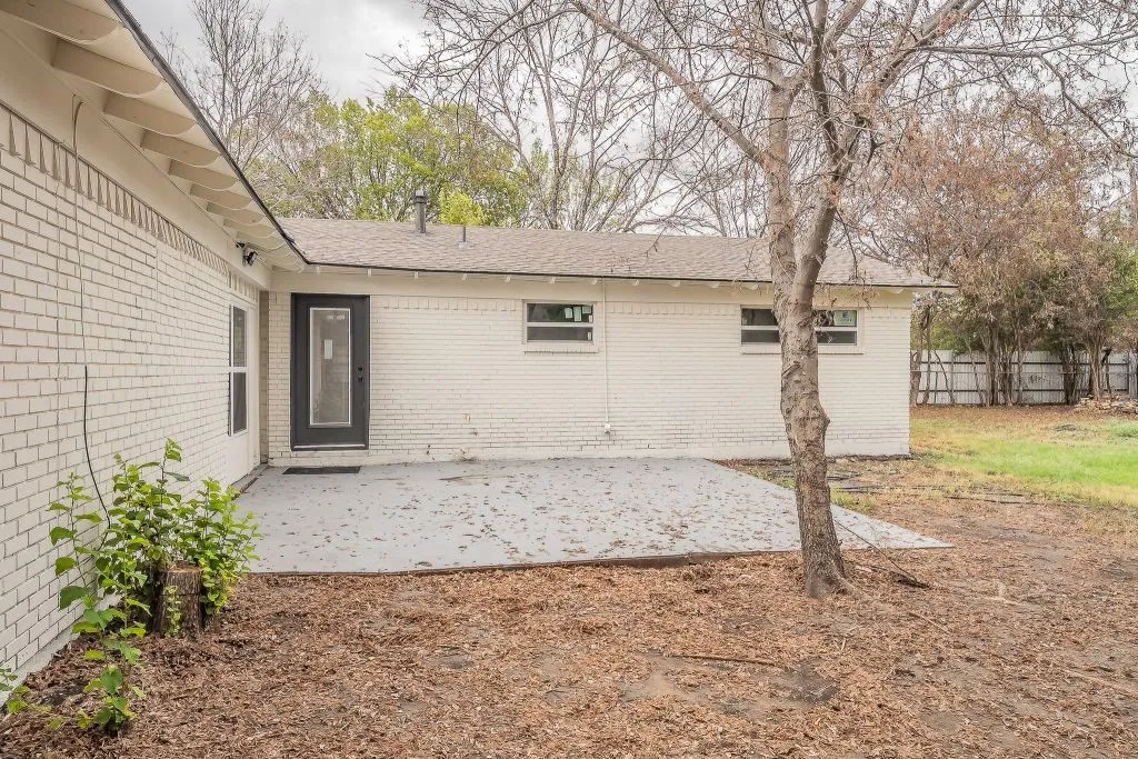 Single Family Residence For Sale in Tarrant County , 5012 Roxie Street, Haltom City, Texas 76117, 4 Bedroom, 3 Bathroom, 1 Garage spaces, 1,528 Sqft, built in 1956, mls#21378644, Real Estate Agent in Haltom City, Homes For Sale in Tarrant county, Homes For Sale in Haltom City, Realtor in Haltom City Texas, Real Estate Brokerage Independent Realty Texas, Luminita Cordes Realtor