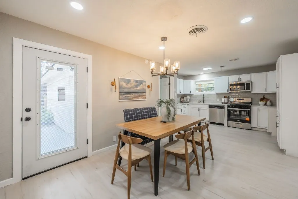 Single Family Residence For Sale in Tarrant County , 5012 Roxie Street, Haltom City, Texas 76117, 4 Bedroom, 3 Bathroom, 1 Garage spaces, 1,528 Sqft, built in 1956, mls#21378644, Real Estate Agent in Haltom City, Homes For Sale in Tarrant county, Homes For Sale in Haltom City, Realtor in Haltom City Texas, Real Estate Brokerage Independent Realty Texas, Luminita Cordes Realtor