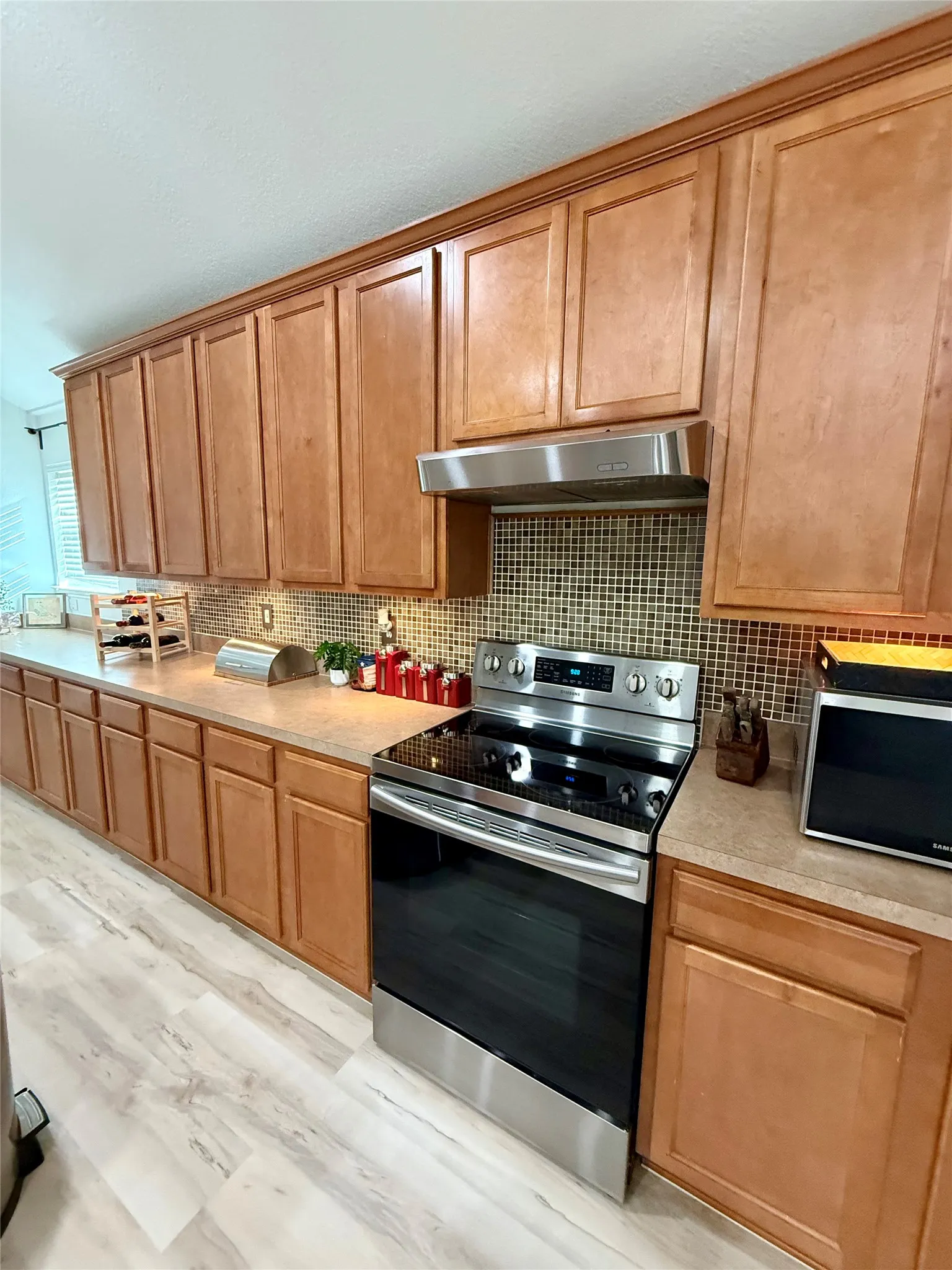 Single Family Residence For Rent in Tarrant County , 5004 Mountain Valley Court, Fort Worth, Texas 76123, 3 Bedroom, 2 Bathroom, 2 Garage spaces, 1,631 Sqft, built in 2006, mls#21377403, Real Estate Agent in Fort Worth, Homes For Rent in Tarrant county, Homes For Rent in Fort Worth, Realtor in Fort Worth Texas, Real Estate Brokerage Independent Realty Texas, Luminita Cordes Realtor