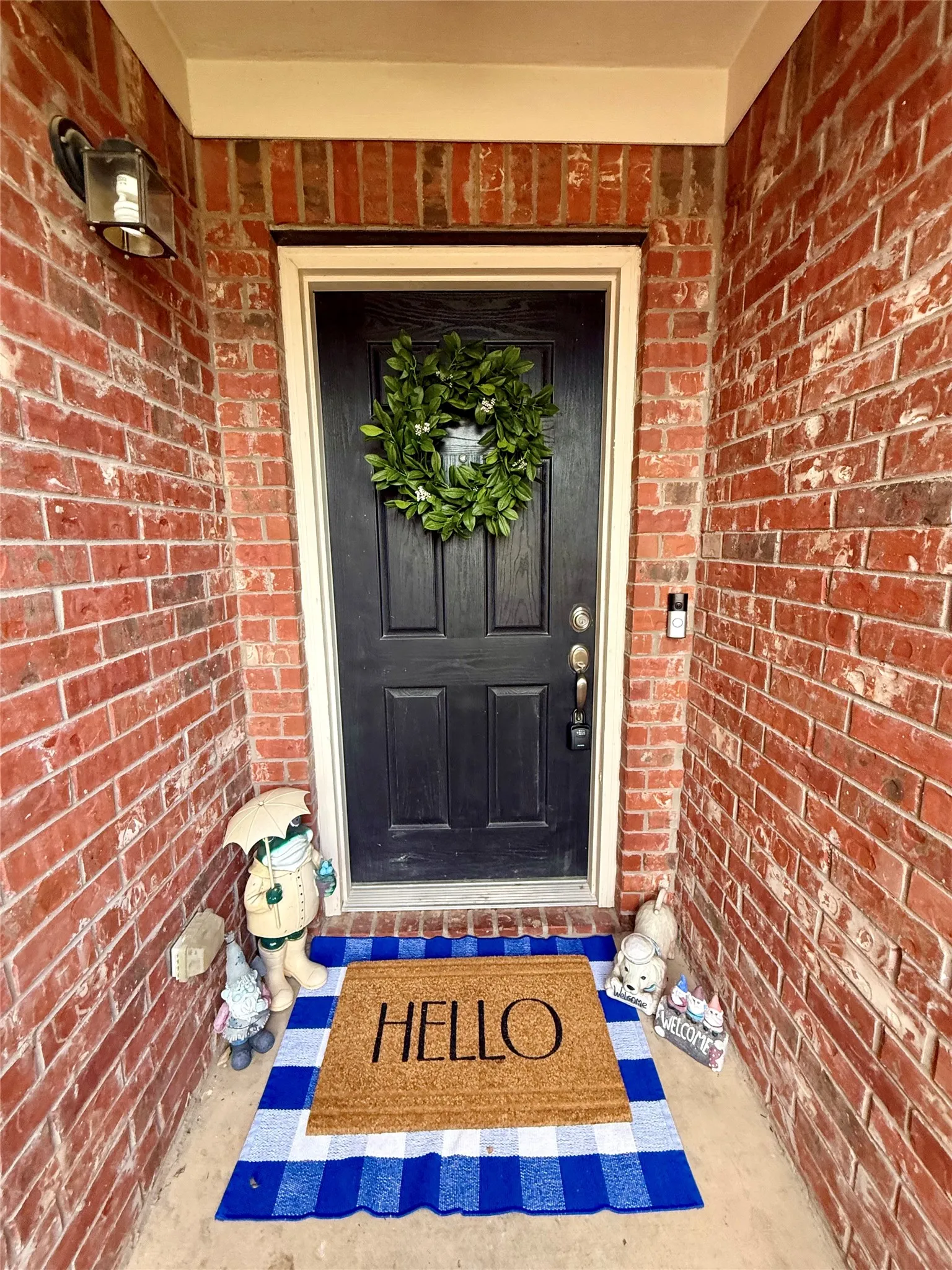 Single Family Residence For Rent in Tarrant County , 5004 Mountain Valley Court, Fort Worth, Texas 76123, 3 Bedroom, 2 Bathroom, 2 Garage spaces, 1,631 Sqft, built in 2006, mls#21377403, Real Estate Agent in Fort Worth, Homes For Rent in Tarrant county, Homes For Rent in Fort Worth, Realtor in Fort Worth Texas, Real Estate Brokerage Independent Realty Texas, Luminita Cordes Realtor