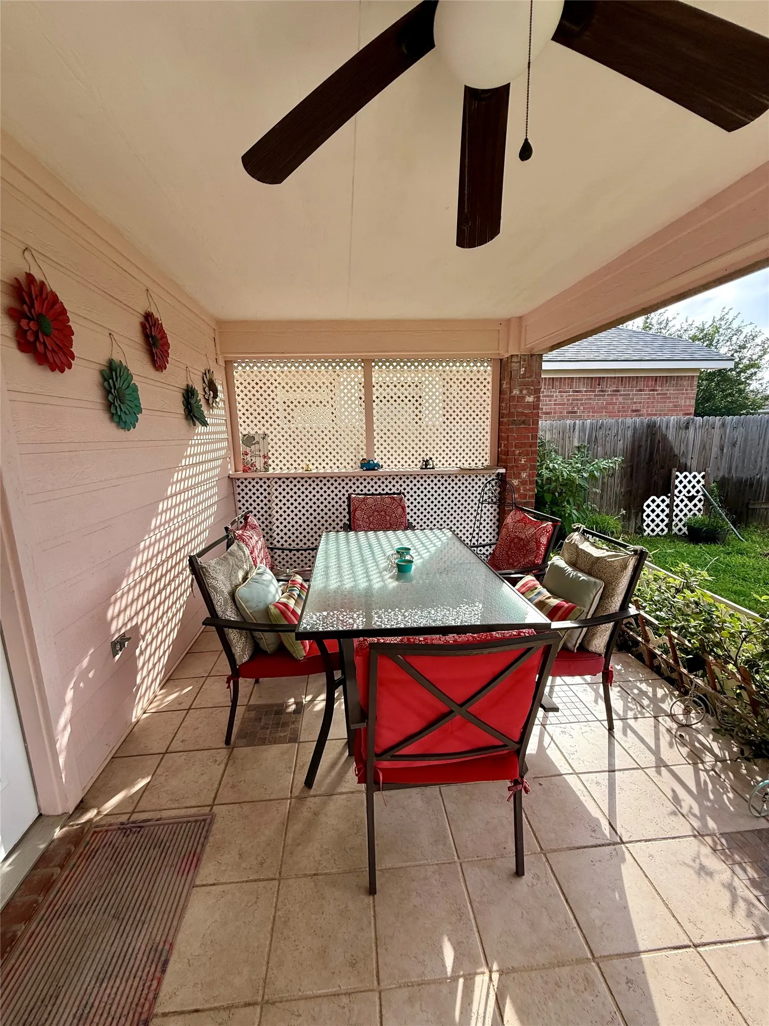 Single Family Residence For Rent in Tarrant County , 5004 Mountain Valley Court, Fort Worth, Texas 76123, 3 Bedroom, 2 Bathroom, 2 Garage spaces, 1,631 Sqft, built in 2006, mls#21377403, Real Estate Agent in Fort Worth, Homes For Rent in Tarrant county, Homes For Rent in Fort Worth, Realtor in Fort Worth Texas, Real Estate Brokerage Independent Realty Texas, Luminita Cordes Realtor