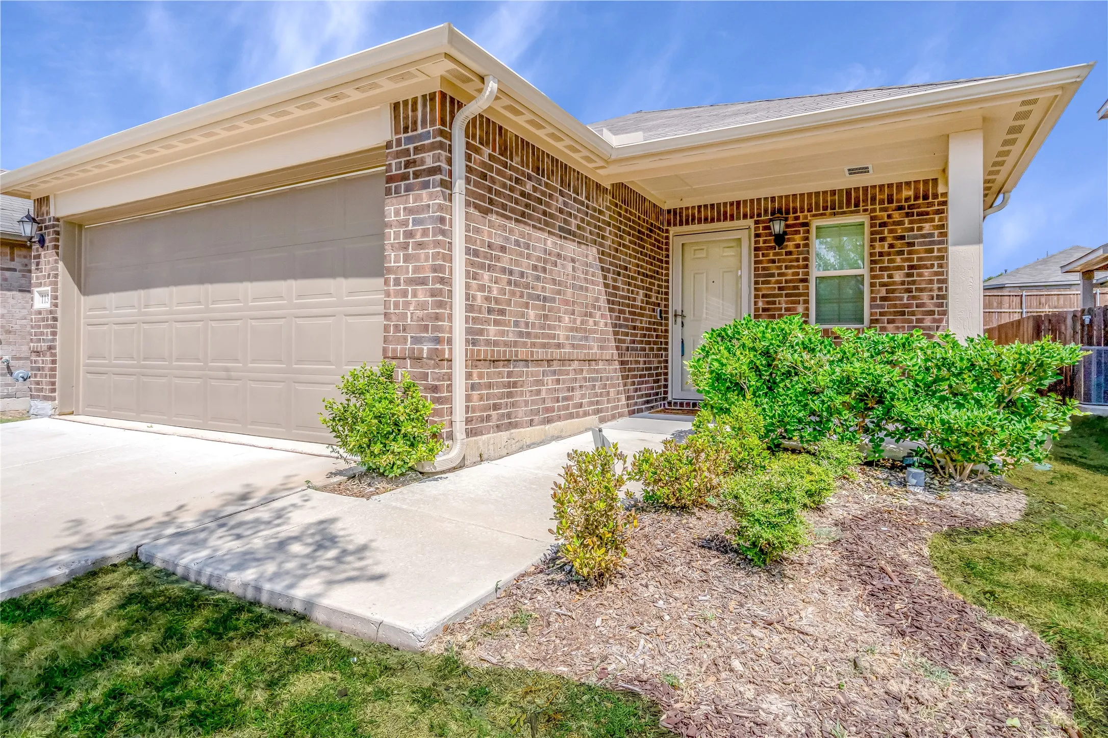 Single Family Residence For Sale in Dallas County , 1136 Aragon Trail, Mesquite, Texas 75149, 3 Bedroom, 2 Bathroom, 2 Garage spaces, 1,697 Sqft, built in 2023, mls#21378654, Real Estate Agent in Mesquite, Homes For Sale in Dallas county, Homes For Sale in Mesquite, Realtor in Mesquite Texas, Real Estate Brokerage Independent Realty Texas, Luminita Cordes Realtor