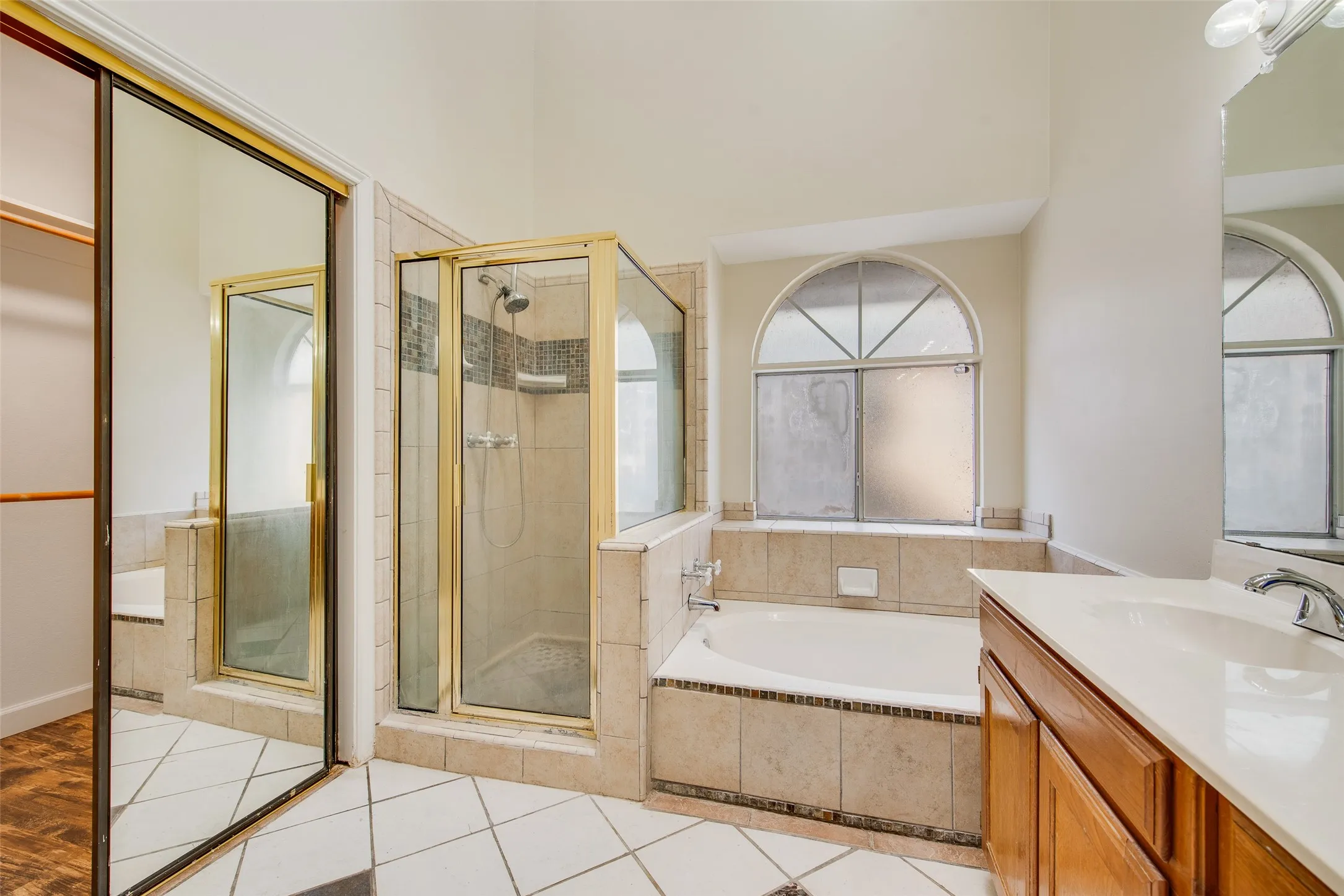 Single Family Residence For Rent in Denton County , 2126 Millwood Drive, Corinth, Texas 76210, 3 Bedroom, 2 Bathroom, 2 Garage spaces, 1,730 Sqft, built in 1989, mls#21378656, Real Estate Agent in Corinth, Homes For Rent in Denton county, Homes For Rent in Corinth, Realtor in Corinth Texas, Real Estate Brokerage Independent Realty Texas, Luminita Cordes Realtor