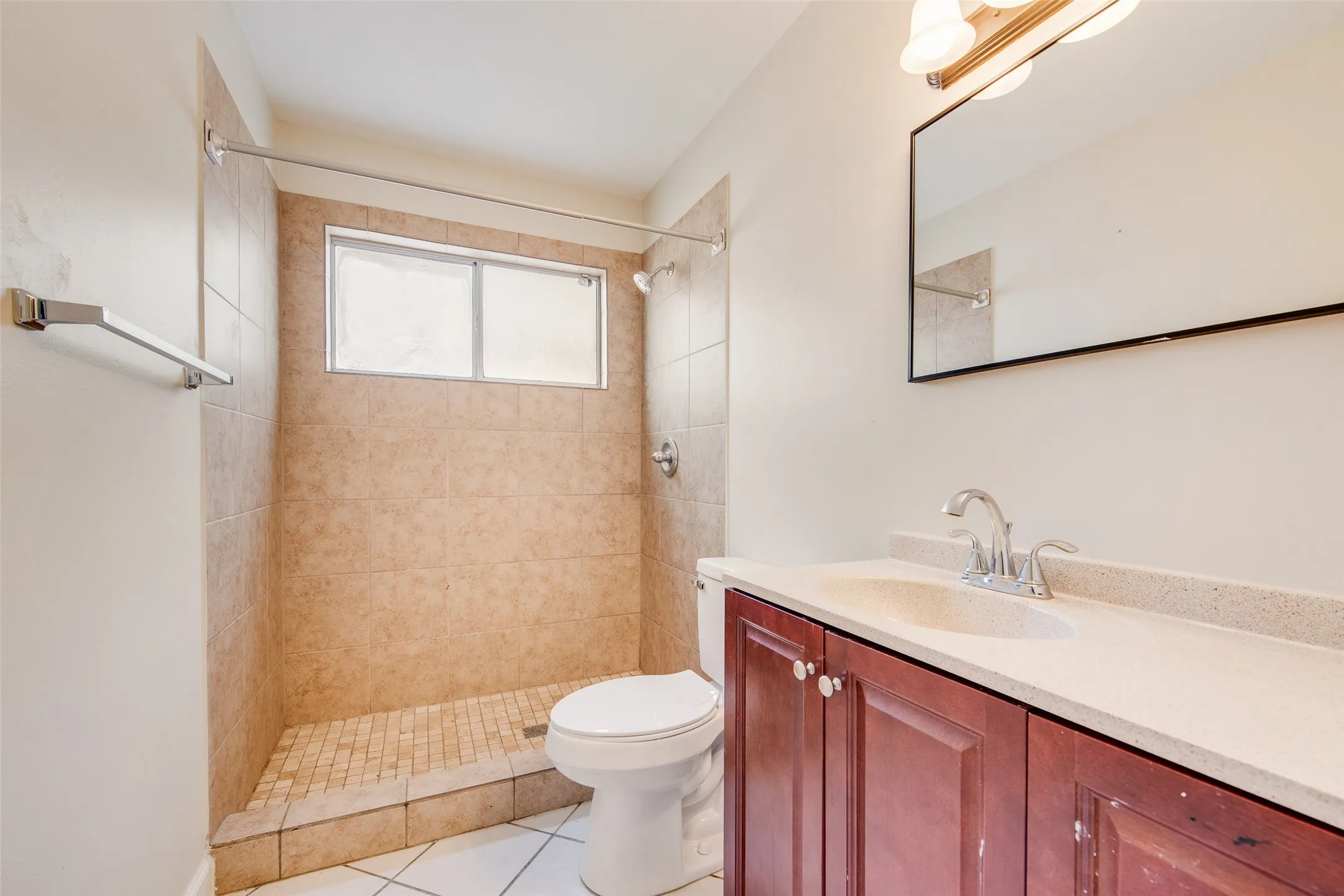 Single Family Residence For Rent in Denton County , 2126 Millwood Drive, Corinth, Texas 76210, 3 Bedroom, 2 Bathroom, 2 Garage spaces, 1,730 Sqft, built in 1989, mls#21378656, Real Estate Agent in Corinth, Homes For Rent in Denton county, Homes For Rent in Corinth, Realtor in Corinth Texas, Real Estate Brokerage Independent Realty Texas, Luminita Cordes Realtor
