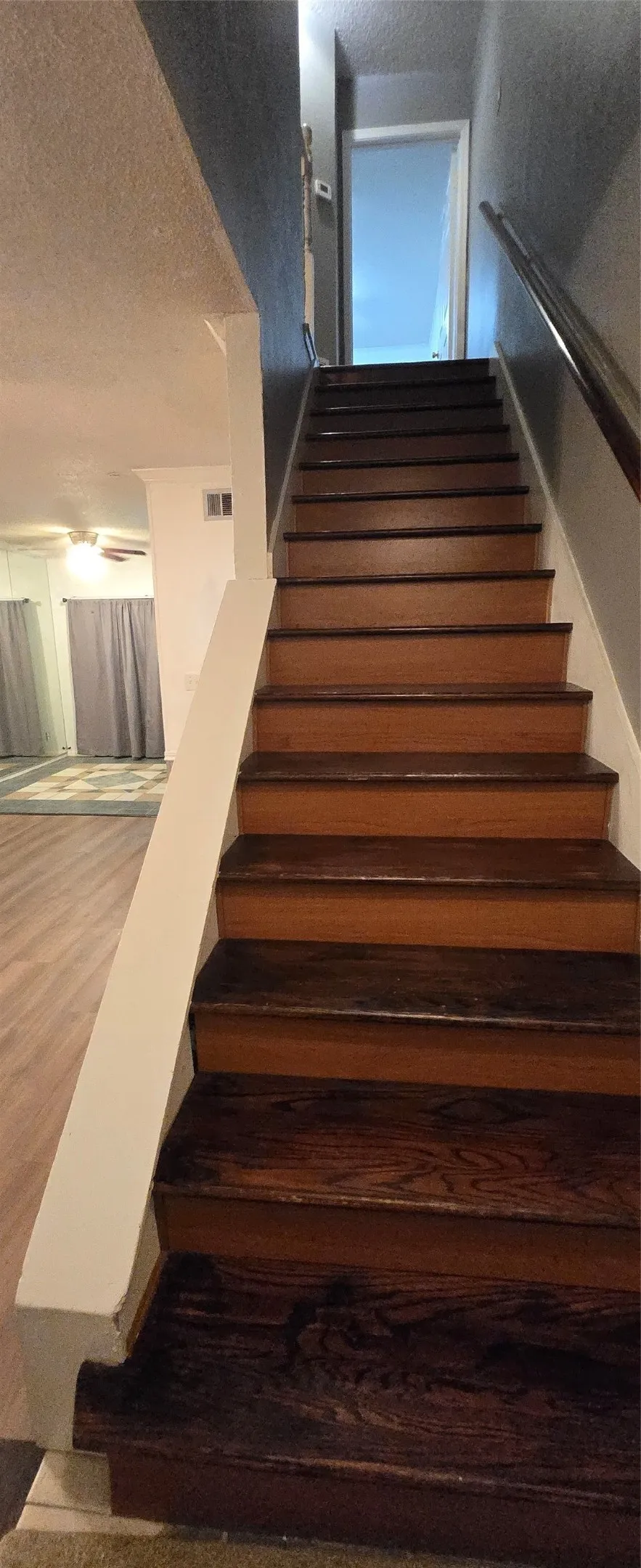 Condominium For Rent in Dallas County , 11655 Audelia Road 1203, Dallas, Texas 75243, 2 Bedroom, 3 Bathroom, Garage spaces, 1,075 Sqft, built in 1982, mls#21378661, Real Estate Agent in Dallas, Homes For Rent in Dallas county, Homes For Rent in Dallas, Realtor in Dallas Texas, Real Estate Brokerage Independent Realty Texas, Luminita Cordes Realtor