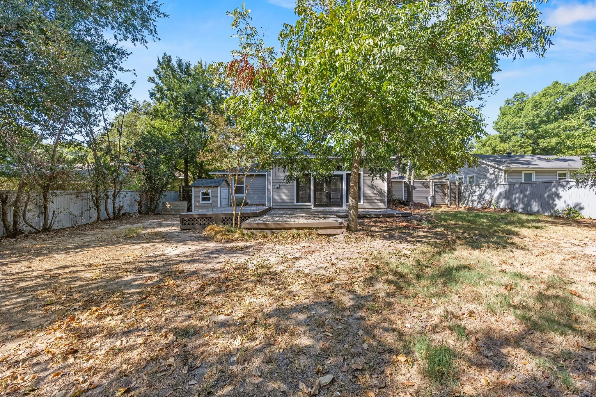 Single Family Residence For Sale in Kaufman County , 414 Maple Drive, Terrell, Texas 75160, 3 Bedroom, 2 Bathroom, Garage spaces, 1,648 Sqft, built in 1952, mls#21378271, Real Estate Agent in Terrell, Homes For Sale in Kaufman county, Homes For Sale in Terrell, Realtor in Terrell Texas, Real Estate Brokerage Independent Realty Texas, Luminita Cordes Realtor