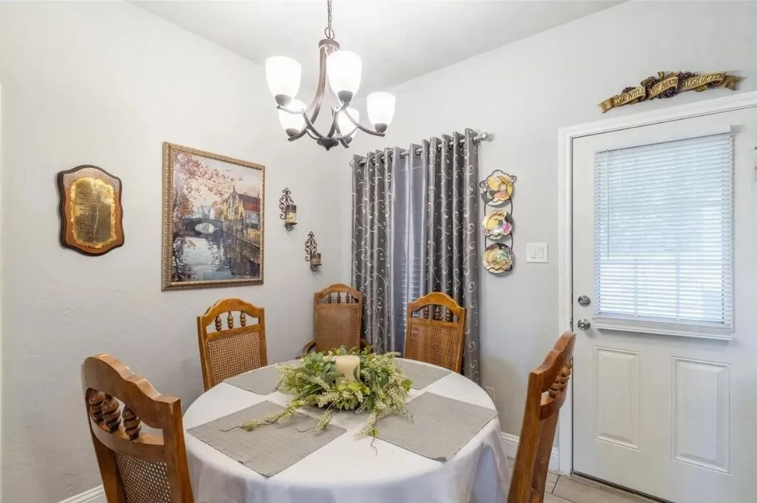 Single Family Residence For Sale in Hunt County , 4812 Jefferson Street, Greenville, Texas 75401, 3 Bedroom, 2 Bathroom, 1 Garage spaces, 1,299 Sqft, built in 2018, mls#21378662, Real Estate Agent in Greenville, Homes For Sale in Hunt county, Homes For Sale in Greenville, Realtor in Greenville Texas, Real Estate Brokerage Independent Realty Texas, Luminita Cordes Realtor