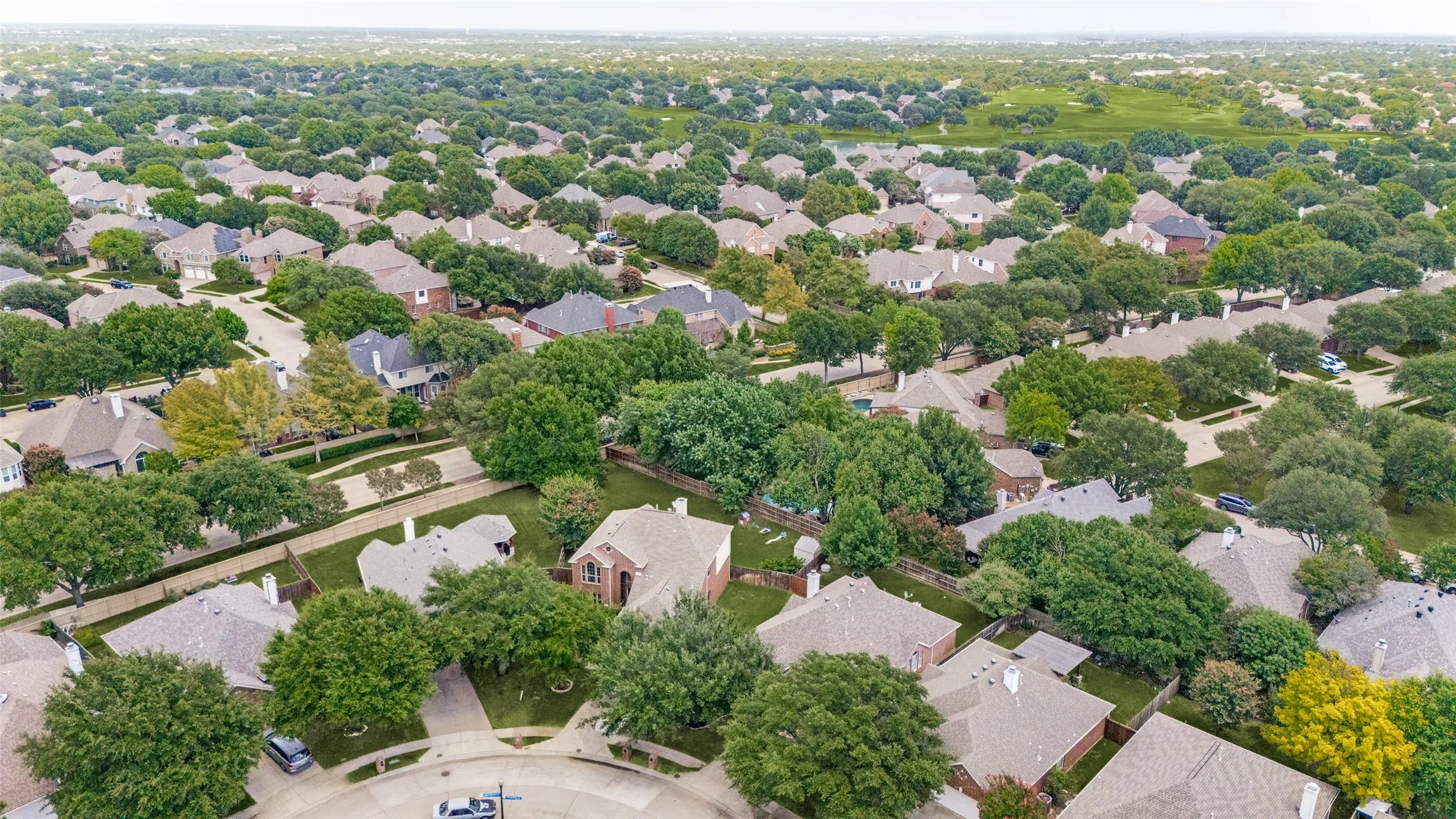 Single Family Residence For Sale in Collin County , 2205 Killarney Drive, Mc Kinney, Texas 75072, 4 Bedroom, 3 Bathroom, 2 Garage spaces, 1,945 Sqft, built in 2000, mls#21378675, Real Estate Agent in Mc Kinney, Homes For Sale in Collin county, Homes For Sale in Mc Kinney, Realtor in Mc Kinney Texas, Real Estate Brokerage Independent Realty Texas, Luminita Cordes Realtor