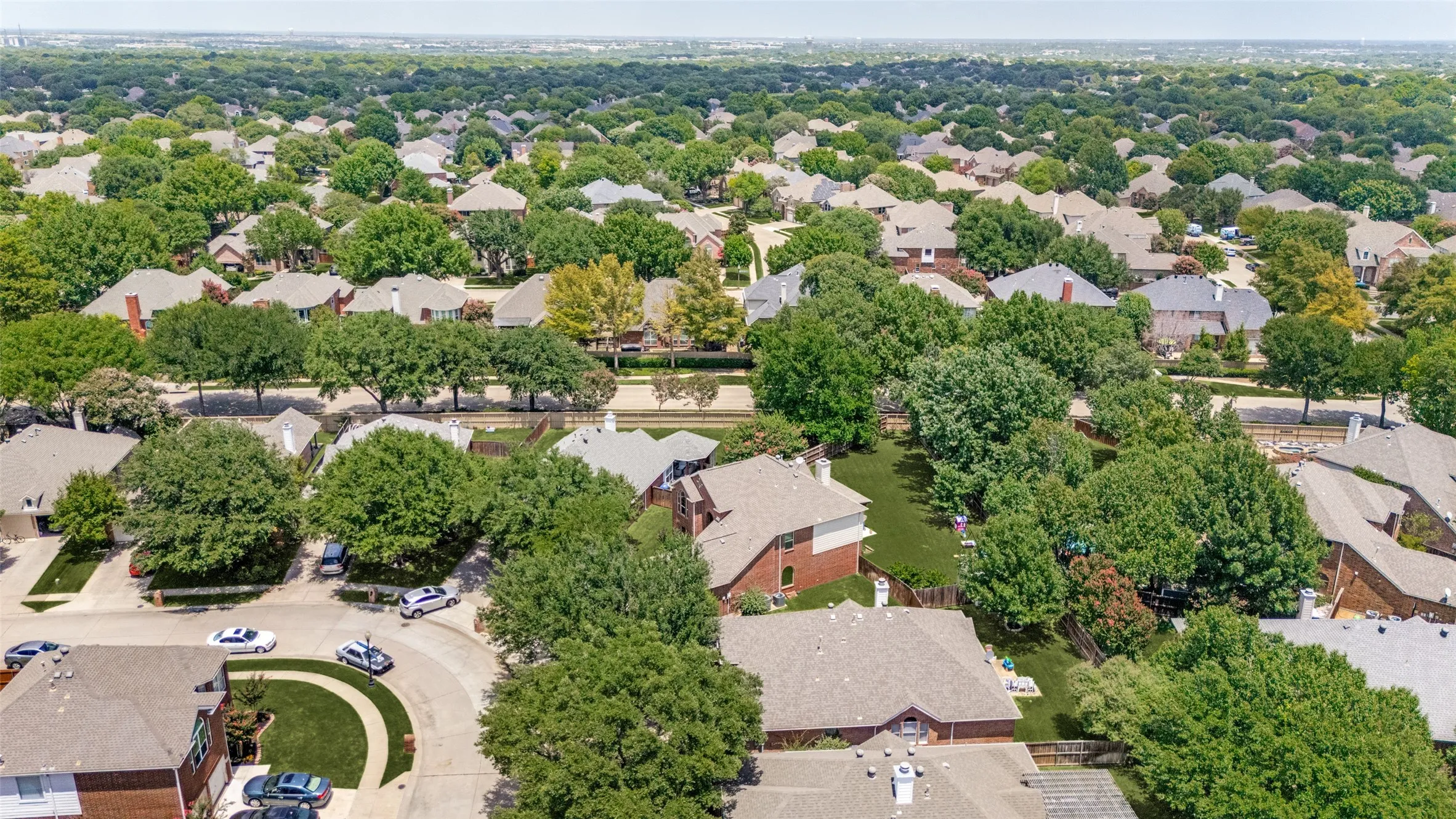 Single Family Residence For Sale in Collin County , 2205 Killarney Drive, Mc Kinney, Texas 75072, 4 Bedroom, 3 Bathroom, 2 Garage spaces, 1,945 Sqft, built in 2000, mls#21378675, Real Estate Agent in Mc Kinney, Homes For Sale in Collin county, Homes For Sale in Mc Kinney, Realtor in Mc Kinney Texas, Real Estate Brokerage Independent Realty Texas, Luminita Cordes Realtor