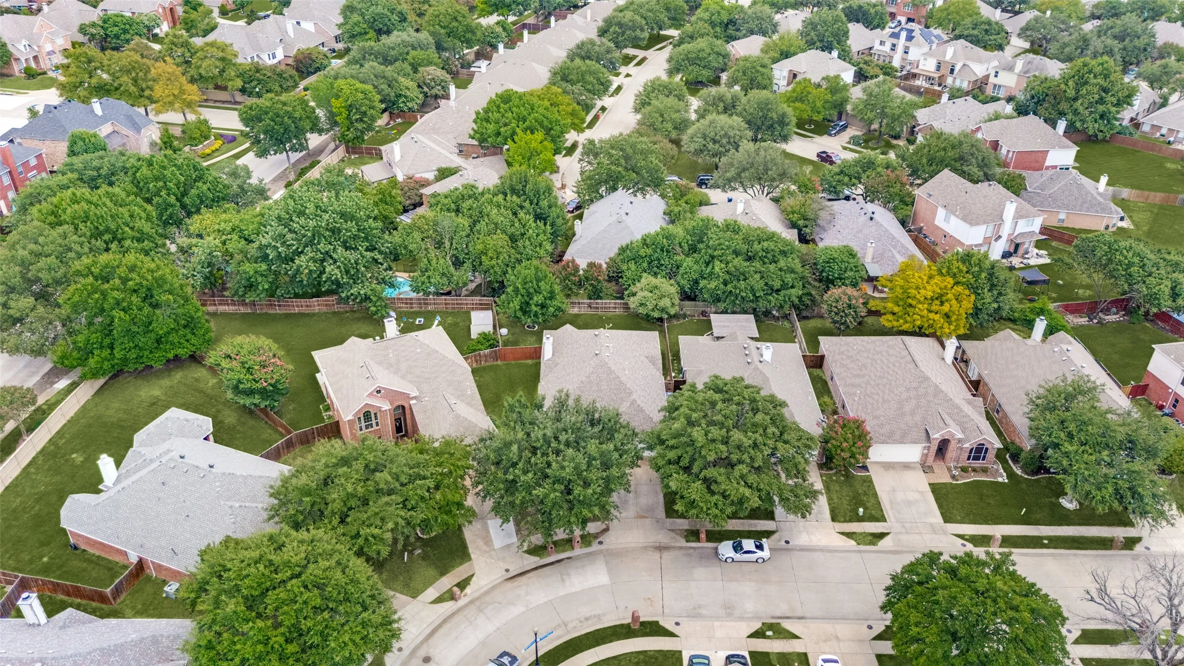 Single Family Residence For Sale in Collin County , 2205 Killarney Drive, Mc Kinney, Texas 75072, 4 Bedroom, 3 Bathroom, 2 Garage spaces, 1,945 Sqft, built in 2000, mls#21378675, Real Estate Agent in Mc Kinney, Homes For Sale in Collin county, Homes For Sale in Mc Kinney, Realtor in Mc Kinney Texas, Real Estate Brokerage Independent Realty Texas, Luminita Cordes Realtor