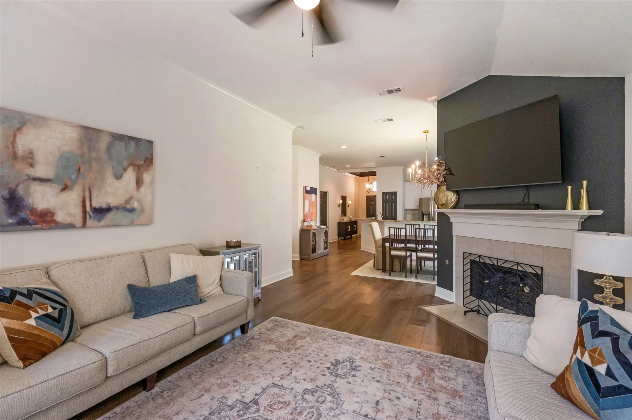 Single Family Residence For Sale in Collin County , 2205 Killarney Drive, Mc Kinney, Texas 75072, 4 Bedroom, 3 Bathroom, 2 Garage spaces, 1,945 Sqft, built in 2000, mls#21378675, Real Estate Agent in Mc Kinney, Homes For Sale in Collin county, Homes For Sale in Mc Kinney, Realtor in Mc Kinney Texas, Real Estate Brokerage Independent Realty Texas, Luminita Cordes Realtor